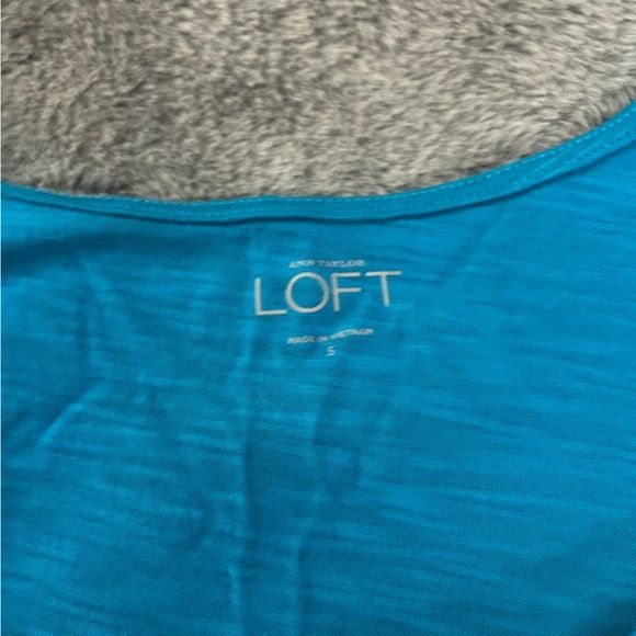 Loft Loft blue ruffle tank top size small Size S / US 4 / IT 40 - 4 Thumbnail