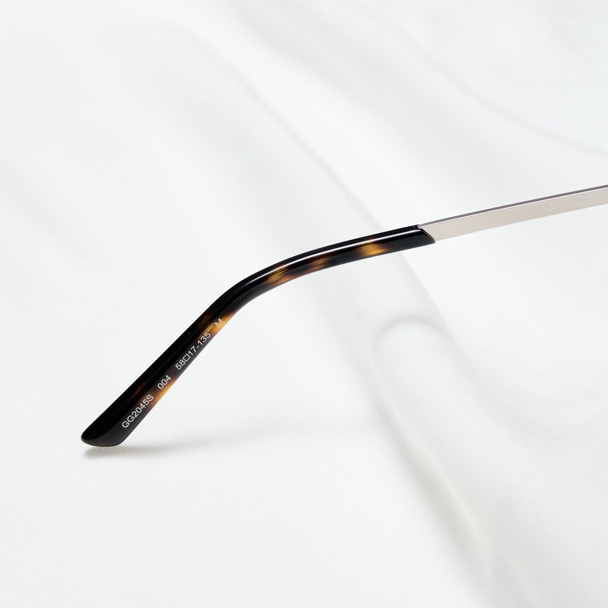 Gucci GUCCI GG2045S 004 SUNGLASSES Size ONE SIZE - 5 Thumbnail