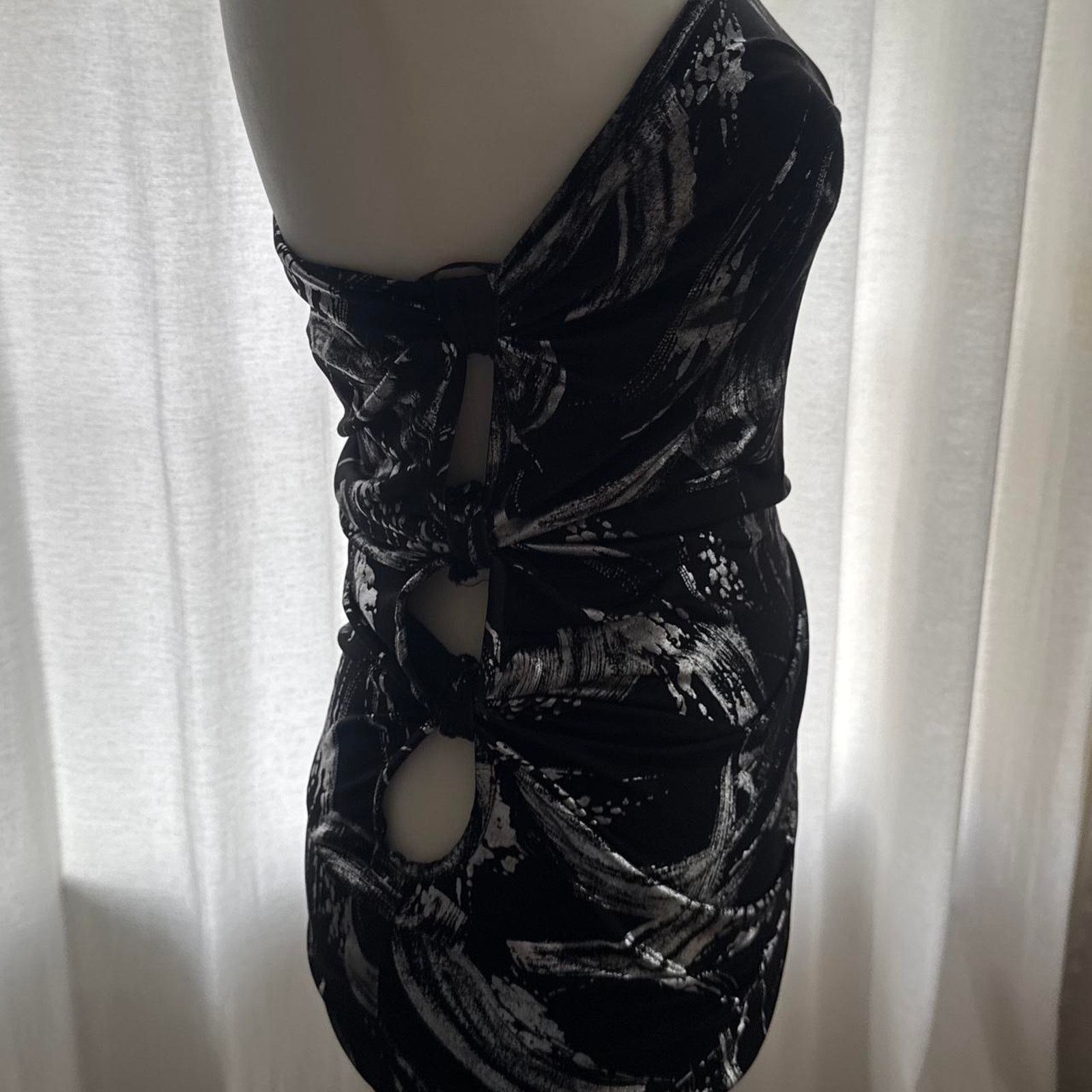 Other Black one shoulder black and silver top Size S / US 4 / IT 40 - 3 Thumbnail