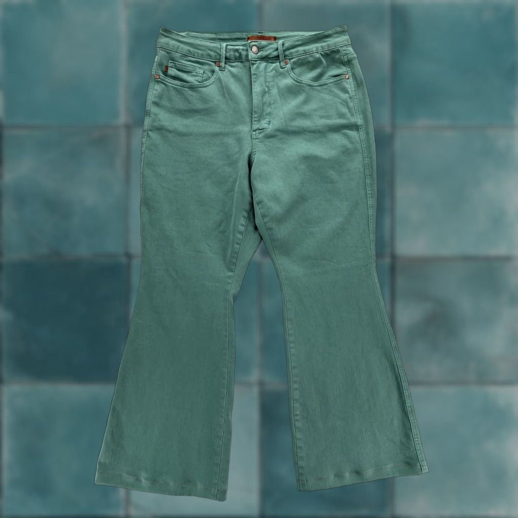 Denime Judy Blue Jeans Flare Women 14W Green Medium Wash Mid Rise Stretch Denim Women Jeans 5-Pocket Design Boys? Size 36" / US 14 / IT 50 - 1 Thumbnail