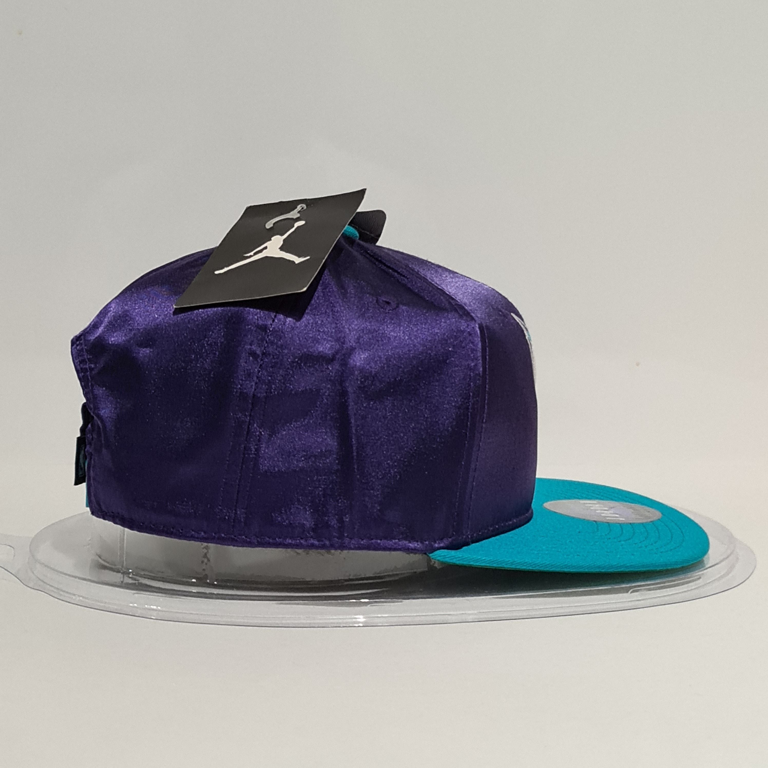 Jordan Brand Jordan Cap Snapback 'Charlotte Hornets' Satin Purple/Blue Size ONE SIZE - 4 Thumbnail