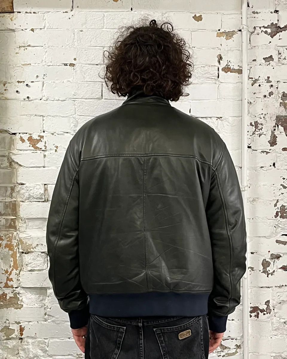Emporio Armani AW2019 Emporio Armani Green Leather Bomber Jacket Size US L / EU 52-54 / 3 - 3 Thumbnail