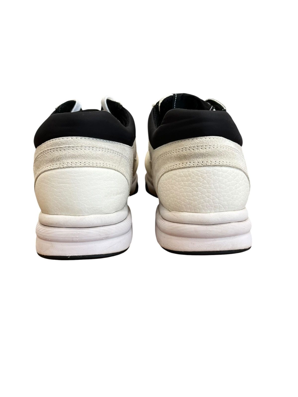 Chanel Chanel CC Logo Trainers Size US 11 / IT 41 - 6 Thumbnail