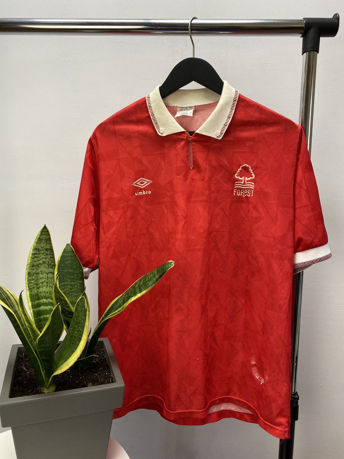 Umbro × Vintage Vintage 90s Notthingham Forest 1990-1992 Home Jersey Size US M / EU 48-50 / 2 - 1 Thumbnail
