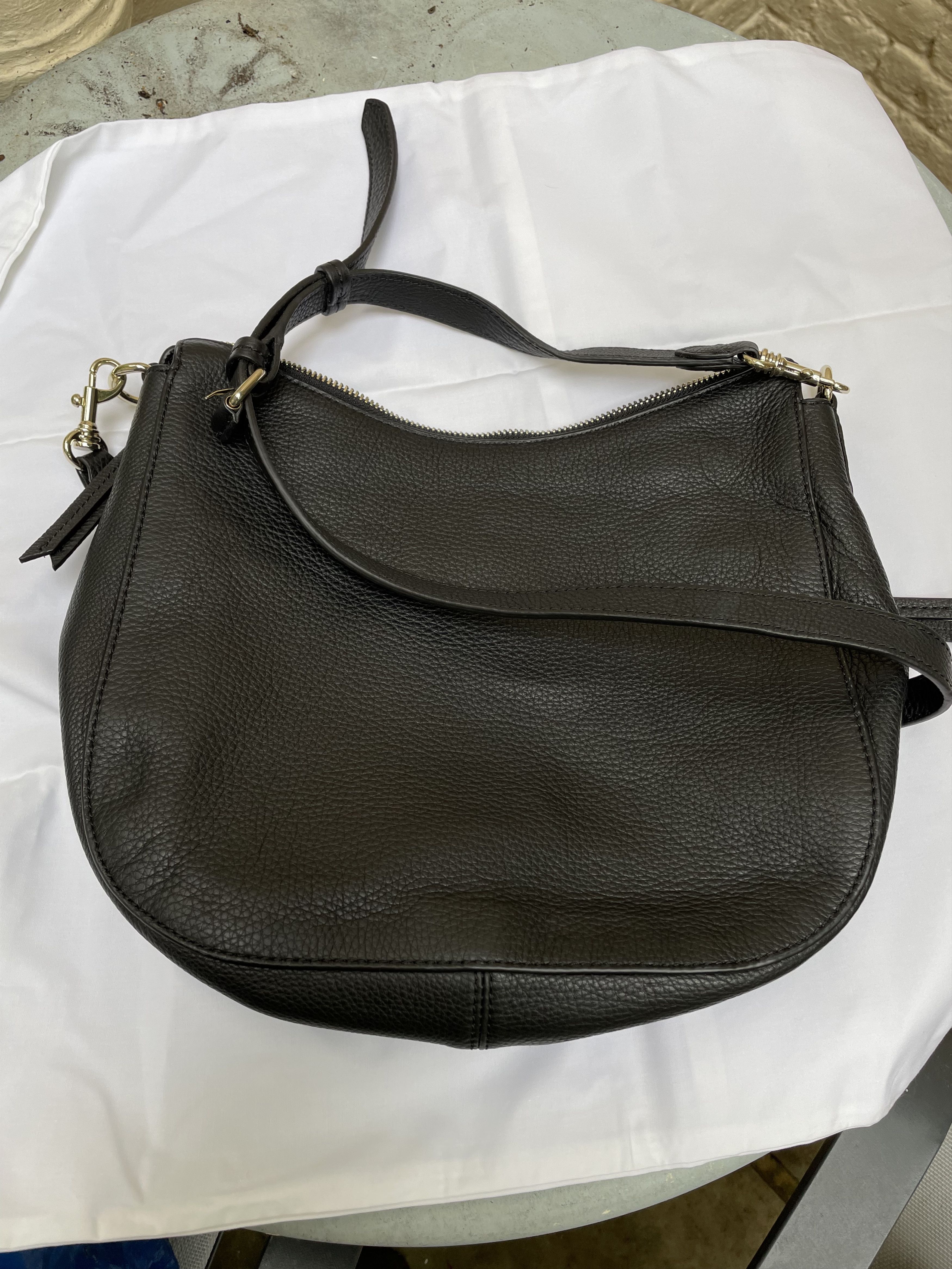 Banana Republic Crossbody bag New Without Tag. Black. Shoulder Strap Size ONE SIZE - 2 Thumbnail