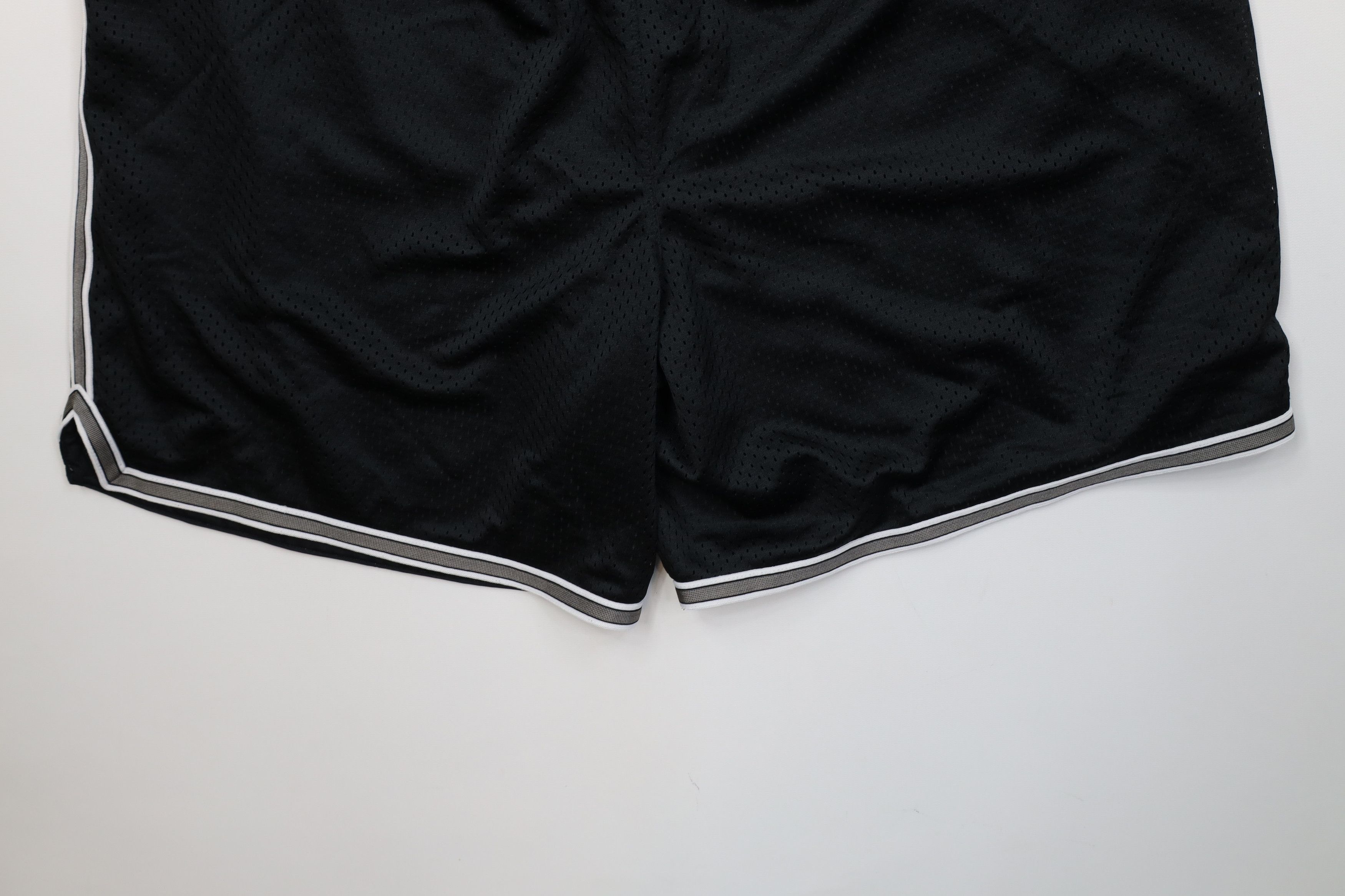 Nike Vintage Nike Scott Mini Swoosh Above Knee Shorts Black Size US 36 / EU 52 - 10 Thumbnail