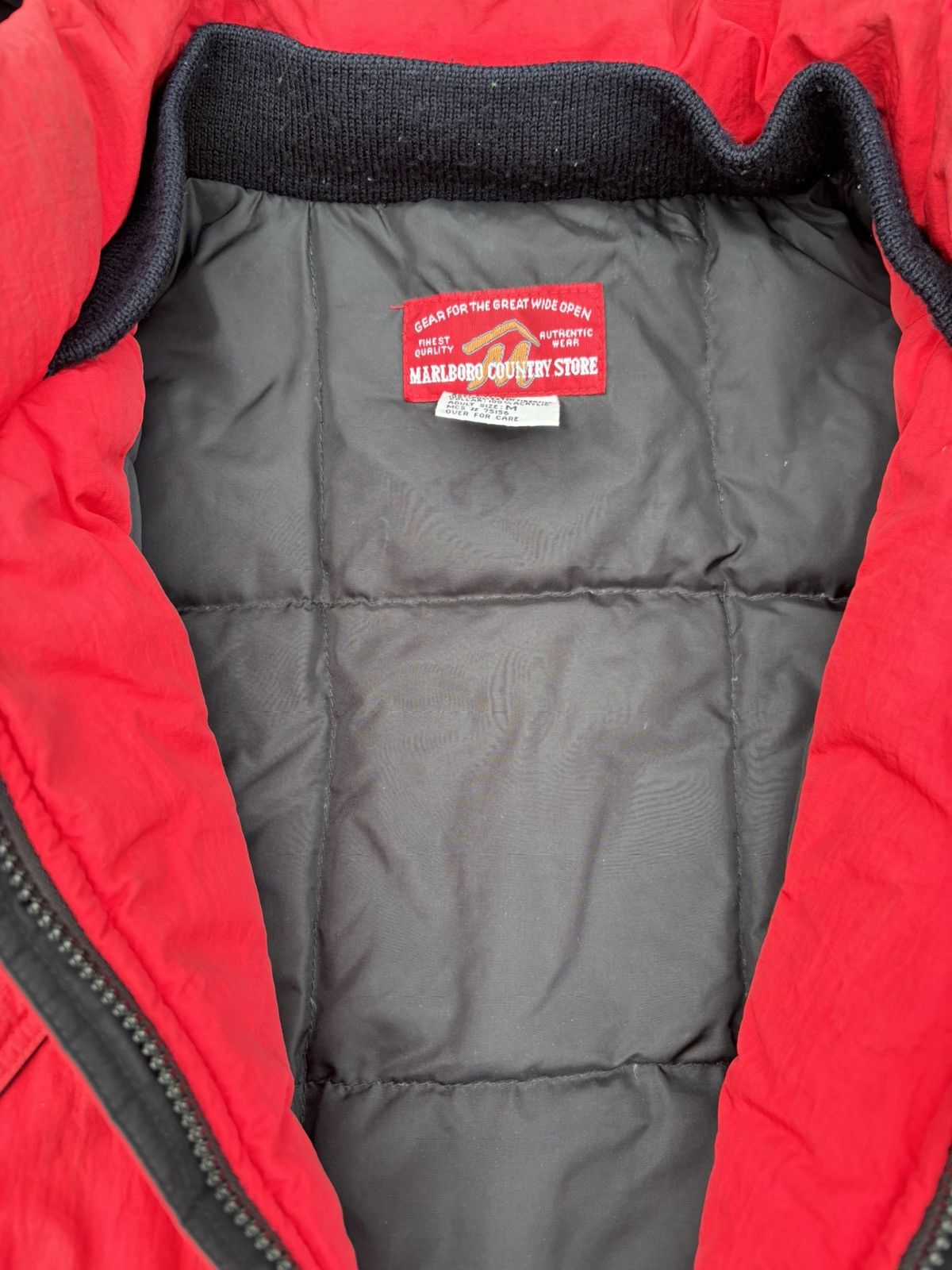 Marlboro × Vintage Vintage Malboro hooded jacket Size US M / EU 48-50 / 2 - 3 Thumbnail