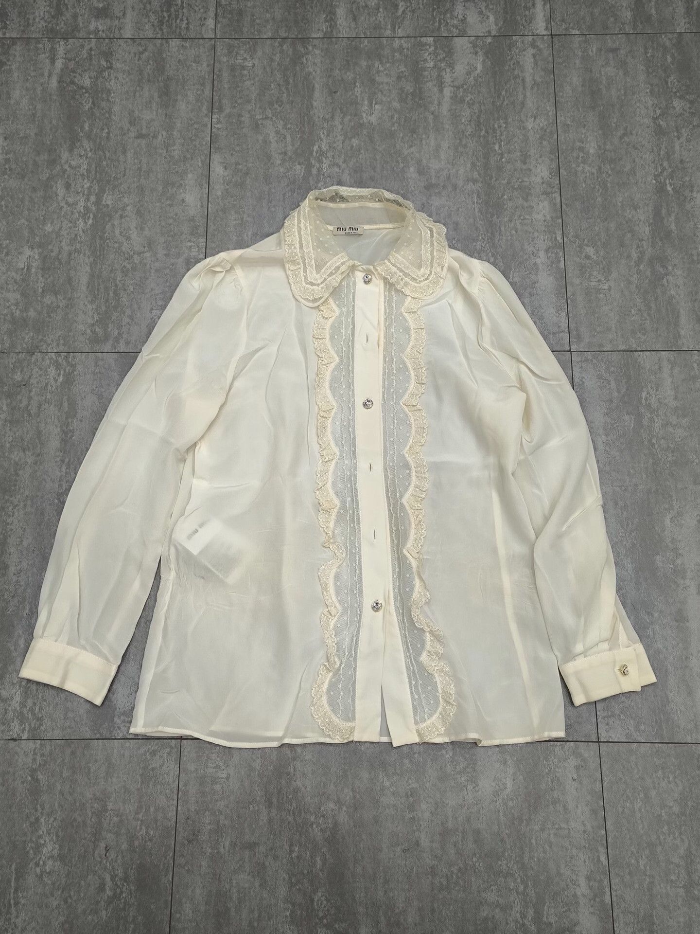 Miu Miu Miu Miu White Button Up S Women Size S / US 4 / IT 40 - 1 Thumbnail