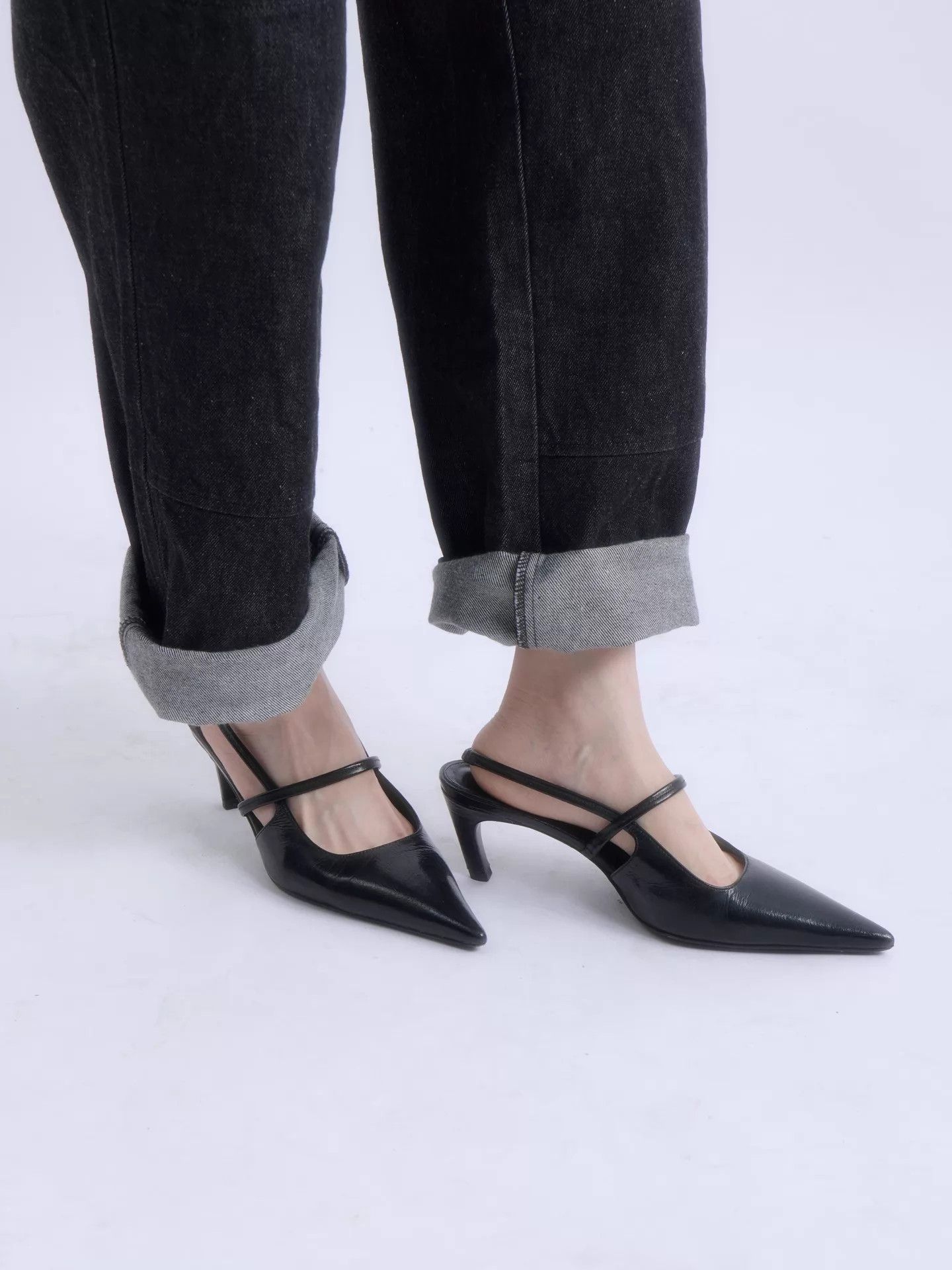 Toteme Toteme minimalist pointed toe lace-up low heel 39 Size US 8.5 / IT 38.5 - 1 Thumbnail