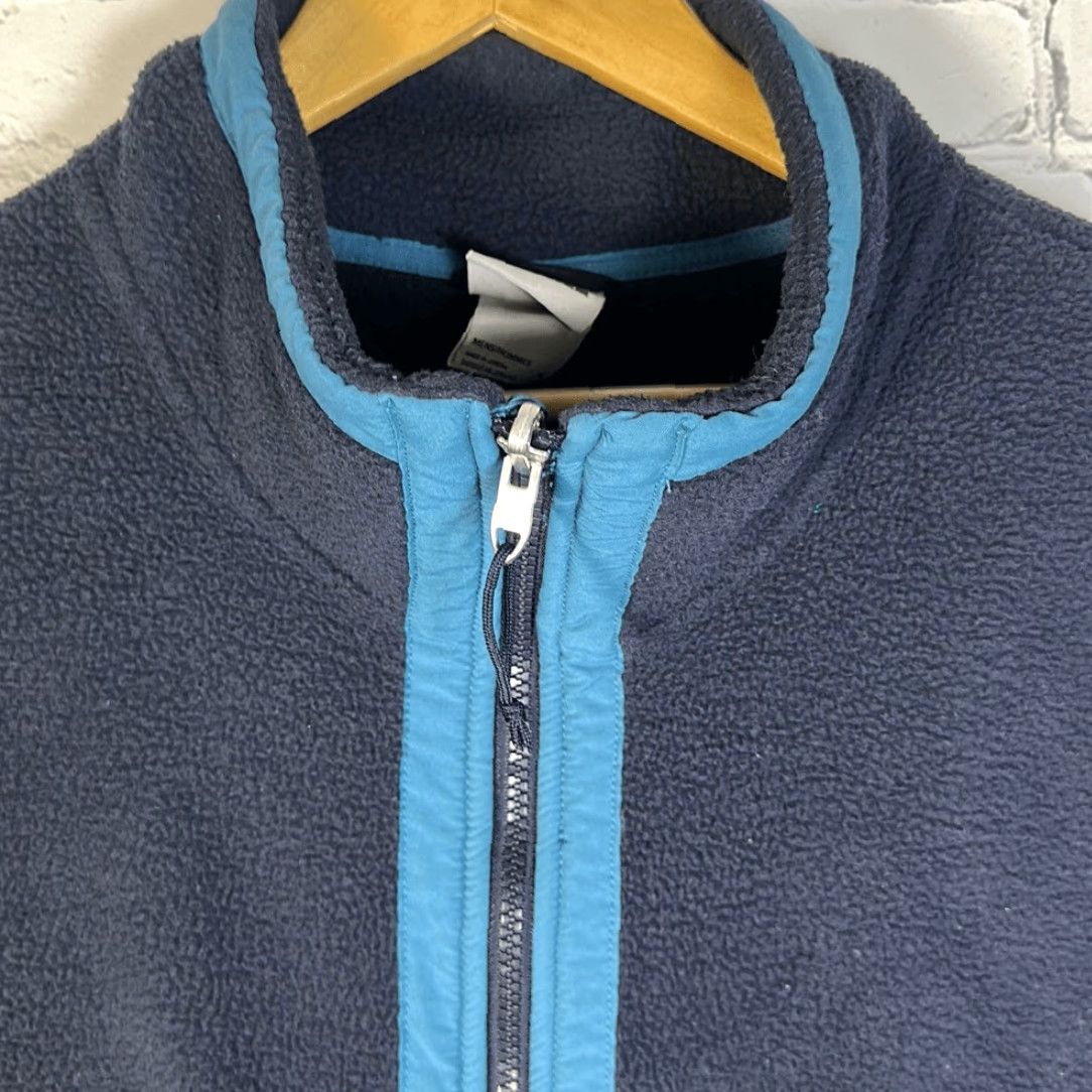 The North Face VINTAGE? (No) The North Face Carbondale Blue Fleece Full Zip Vest XL Blue Unisex Adults XL Vest Mens Womens Size US XL / EU 56 / 4 - 3 Thumbnail
