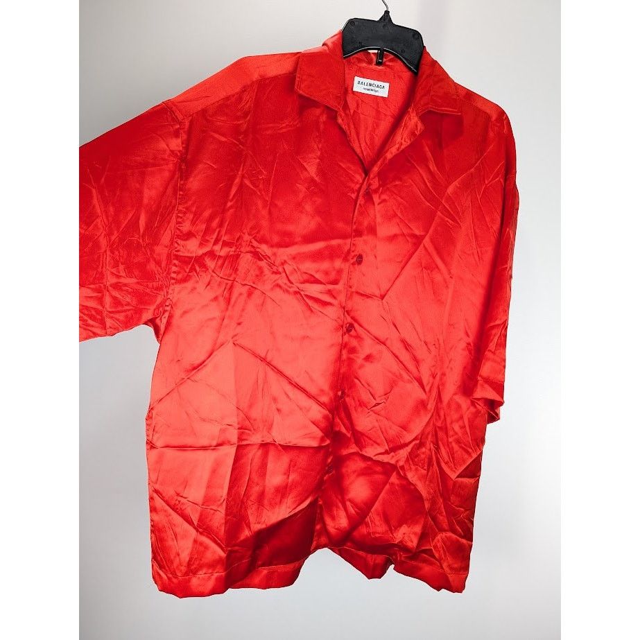 Balenciaga o1rshd1 Short Sleeve Shirt in Red Size US M / EU 48-50 / 2 - 8 Thumbnail