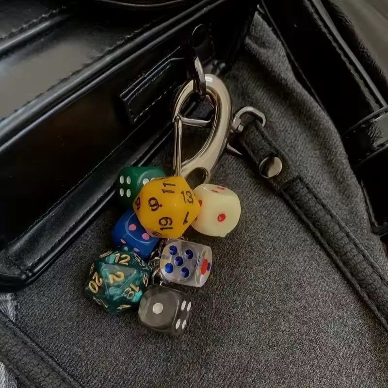 Other Streetwear Dice Key Chain Carabiner Bag Jeans Decoration Size ONE SIZE - 1 Thumbnail