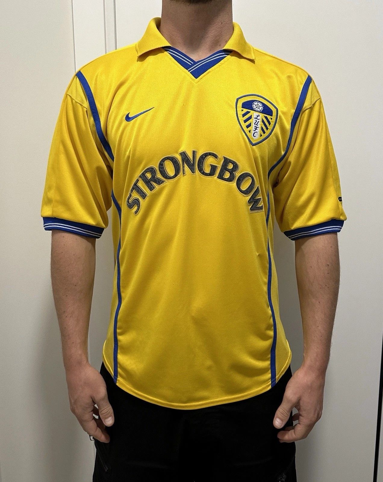 Nike Leeds United シャツ 青/黄色 STRONGBOW Nike Leeds United