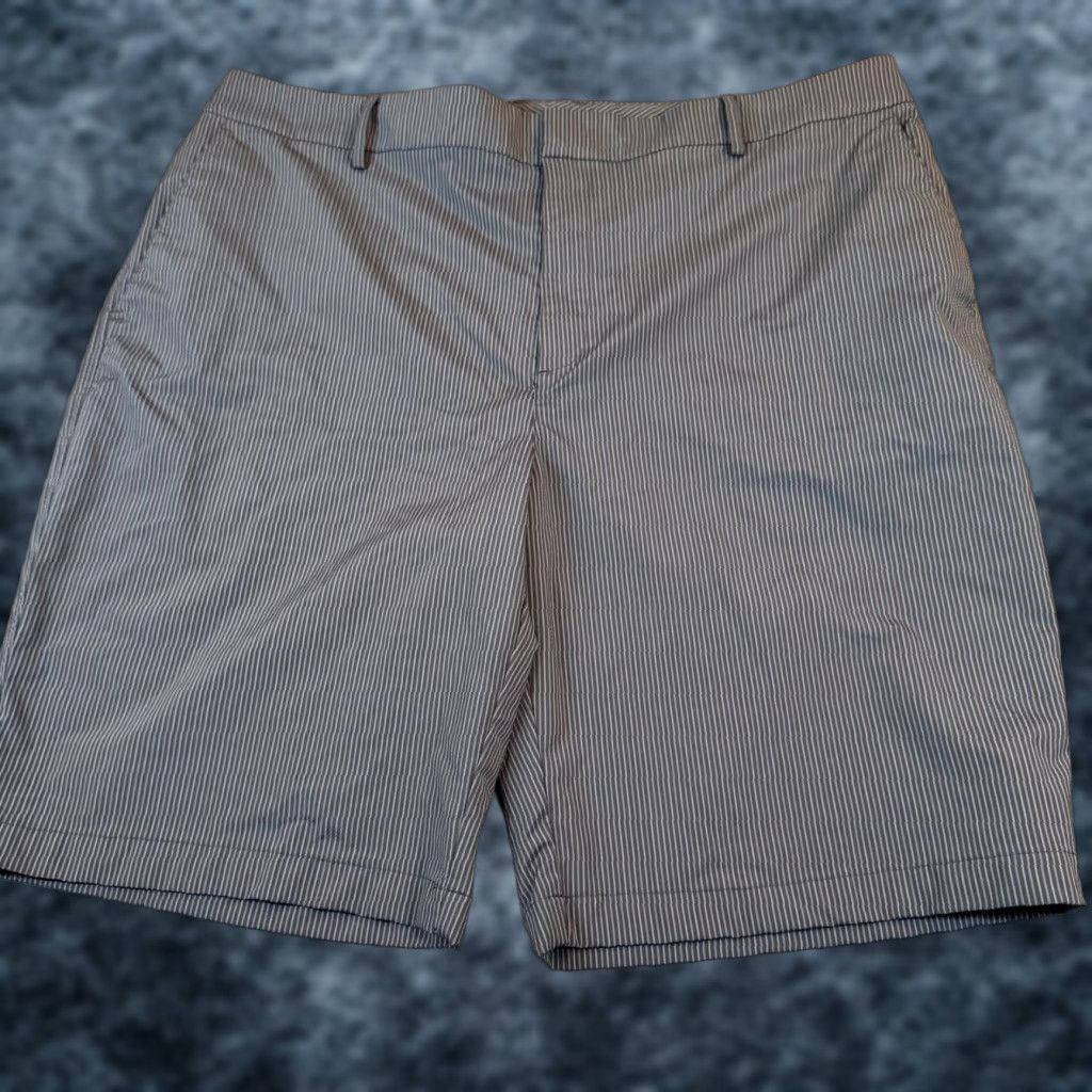Under Armour Under Armour Golf Shorts Mens Size 40 Navy Blue Striped Performance Stretch Mockup Size US 40 / EU 56 - 1 Thumbnail