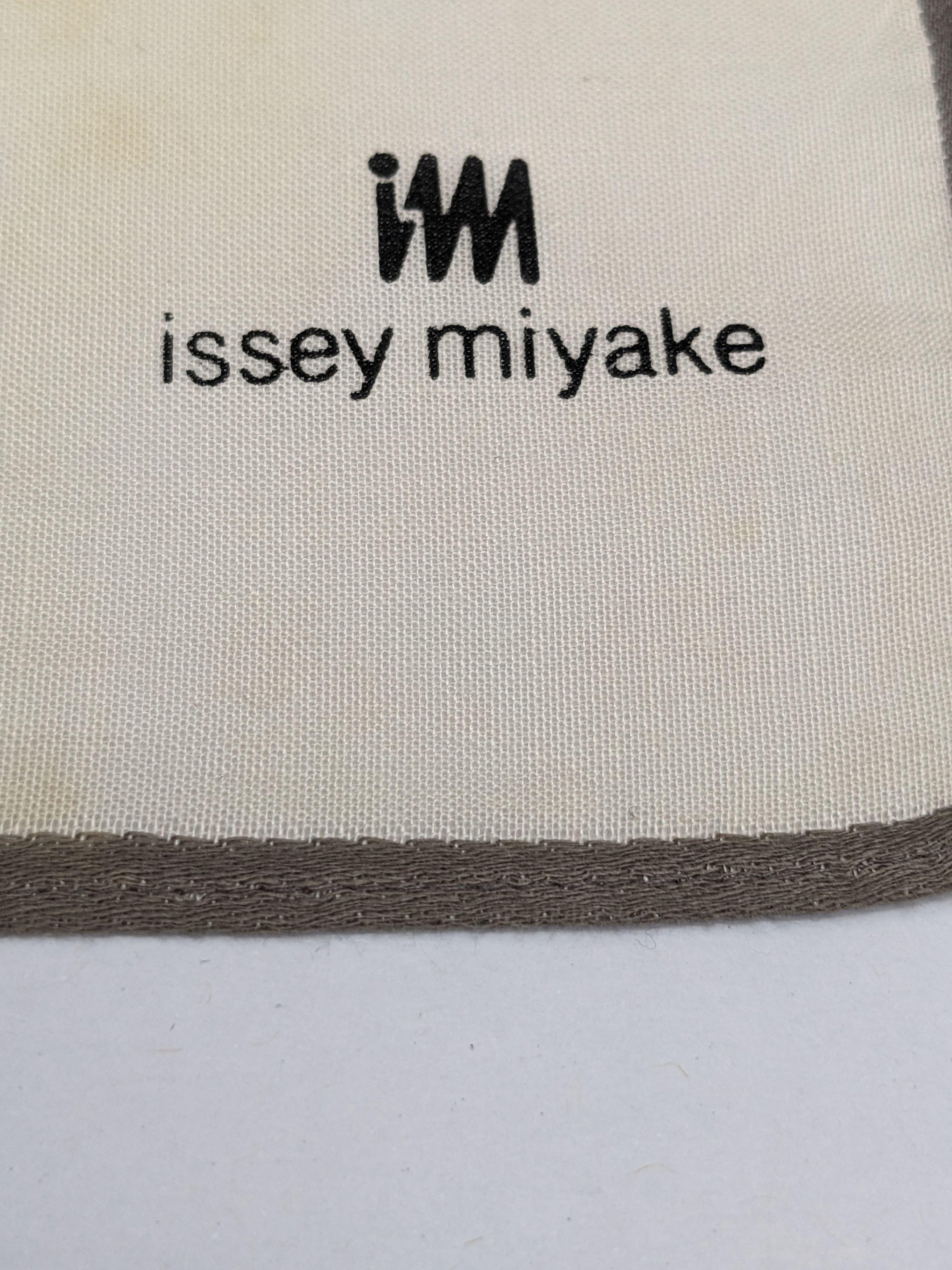 Issey Miyake VTG 80s/90s IM Issey Miyake Checked Handkerchief Size ONE SIZE - 2 Thumbnail
