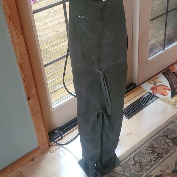 Vintage Aritzia Wilfred Free Army Green Cinched w Zippered Front Poc Size 30" / US 8 / IT 44 - 2 Thumbnail