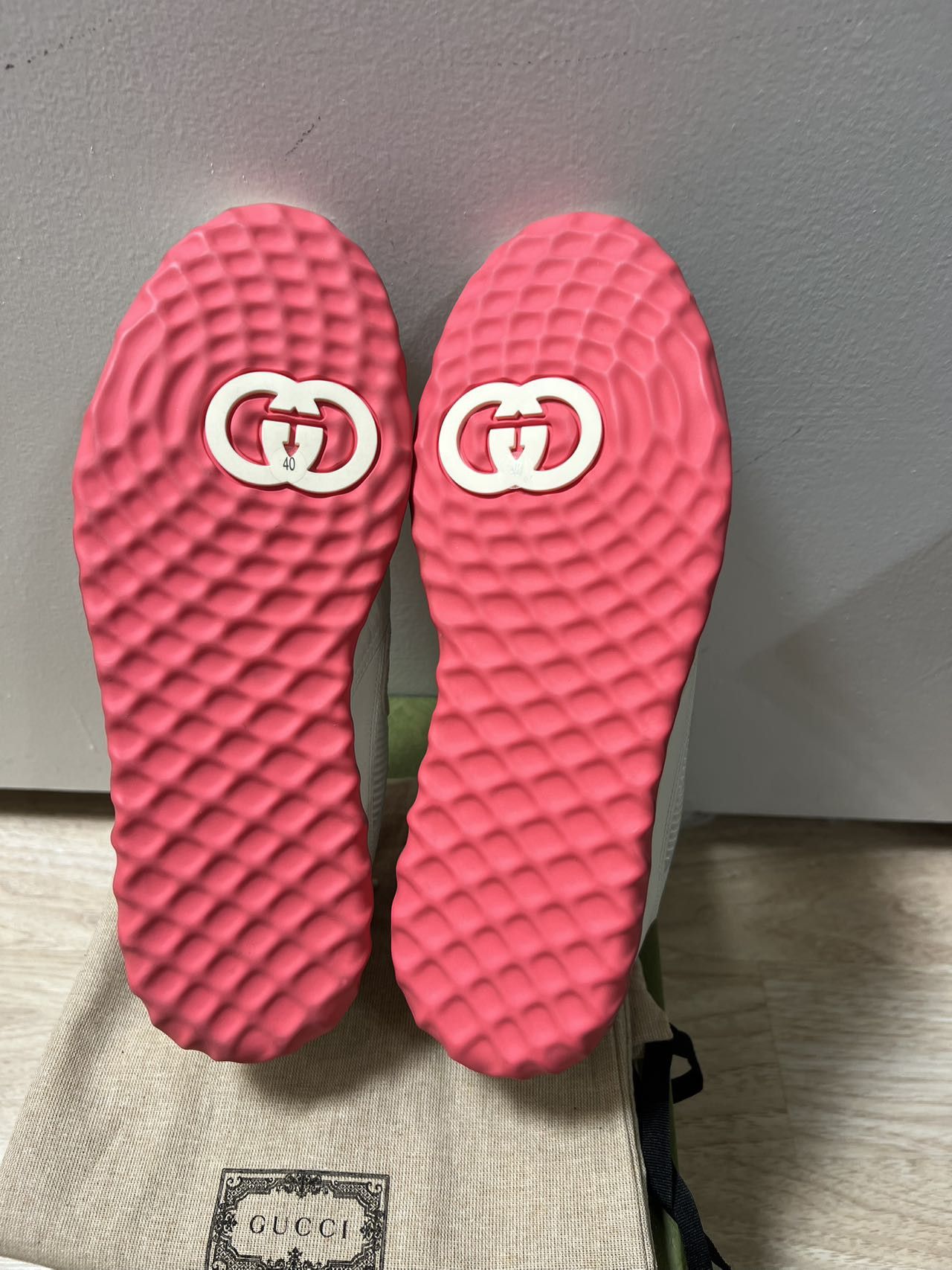 Gucci Gucci MAC80 Sneaker 'Off White Pink' 749909-AAB79-9152 Size US 10 / IT 40 - 2 Thumbnail