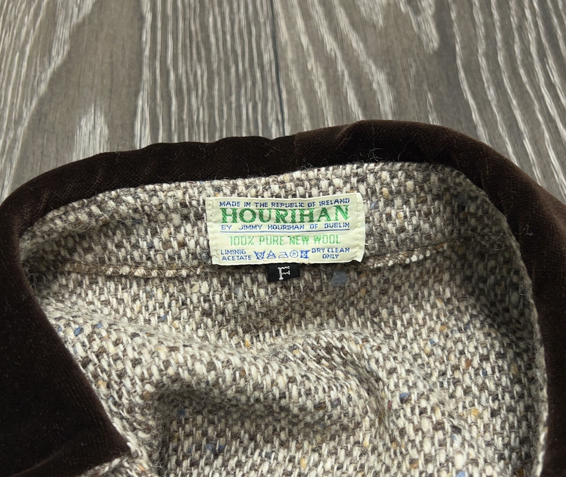 Vintage Jimmy Hourihan Ireland Wool Tweed Velvet Cape Coat Jacket Size ONE SIZE - 7 Thumbnail