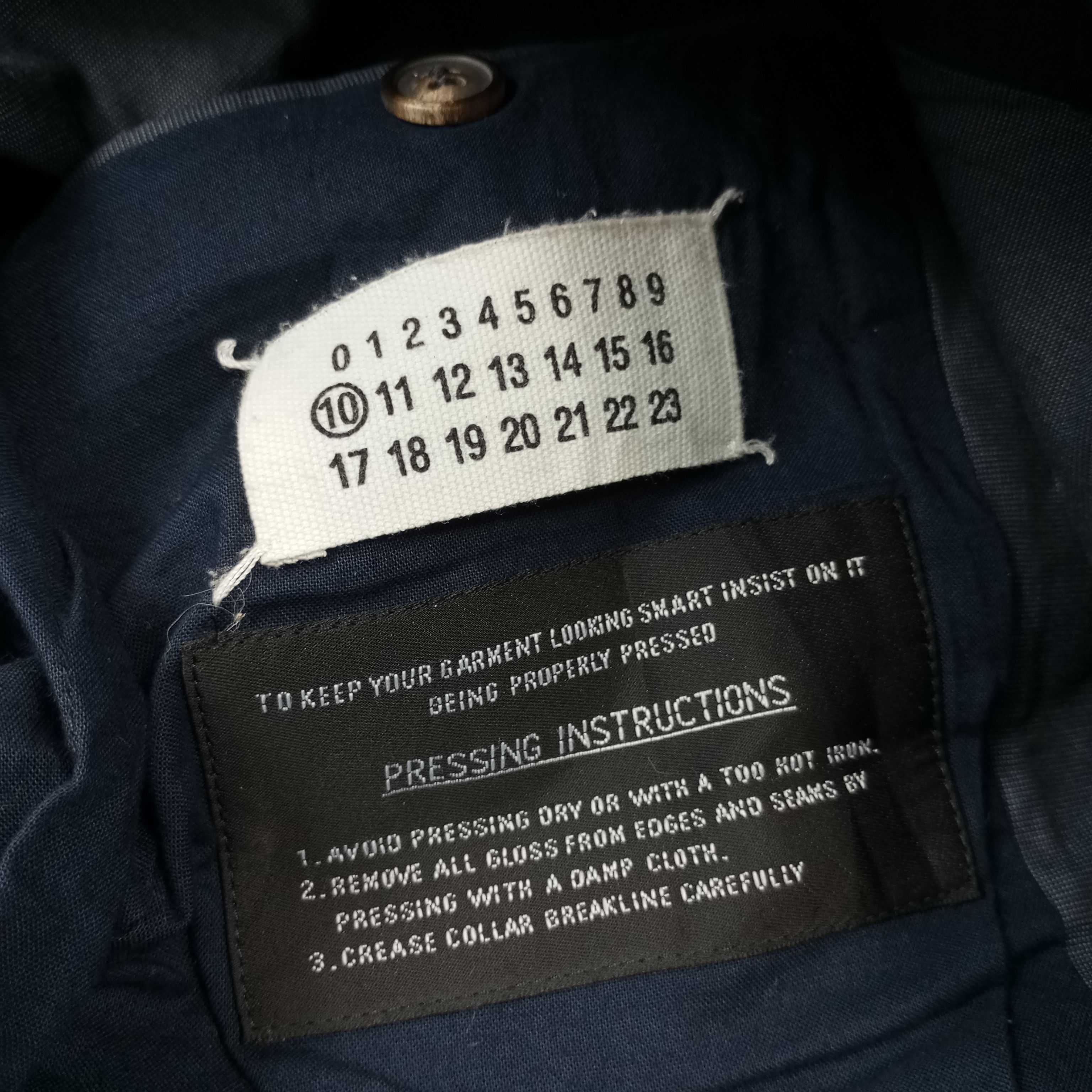 Maison Margiela Vintage Maison Margiela Fashion Brand Blazer c234n26 Size US S / EU 44-46 / 1 - 4 Thumbnail