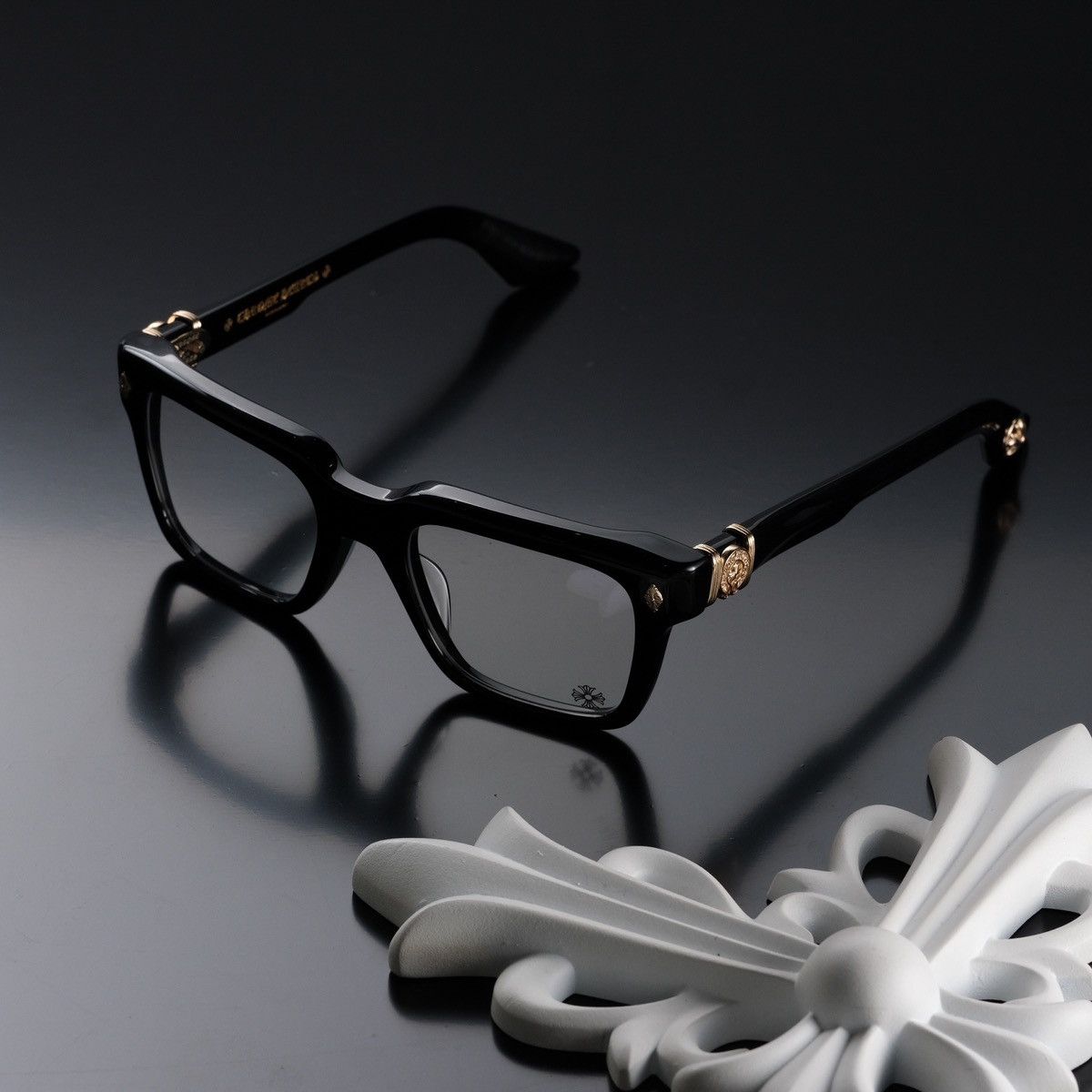 CHROME HEARTS HALLLAMANASS GLASSES