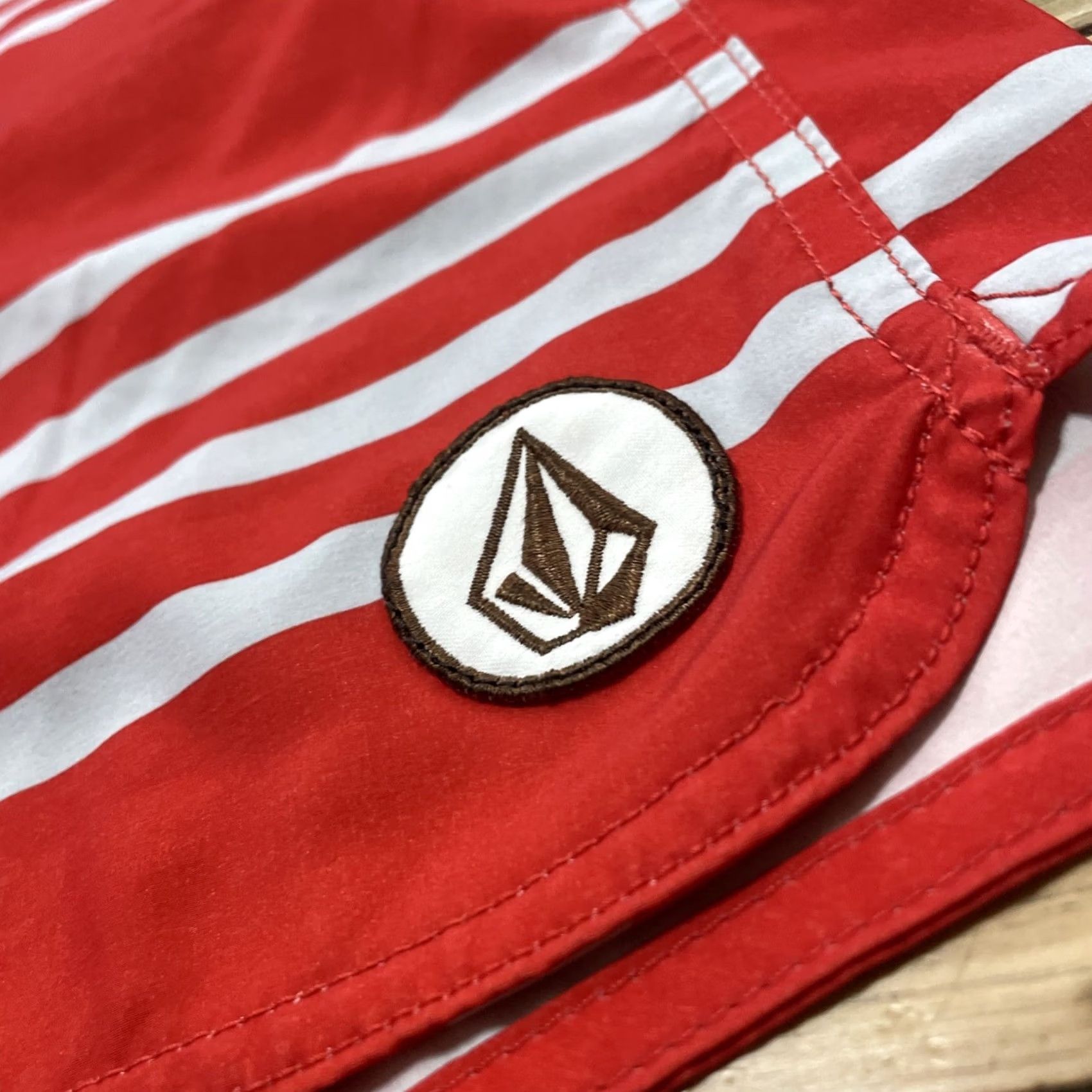 Volcom Volcom Pure FUNction V4S Board Shorts Swim Trunks Men 34 Red Stripe Cinch Fly Size US 32 / EU 48 - 6 Thumbnail