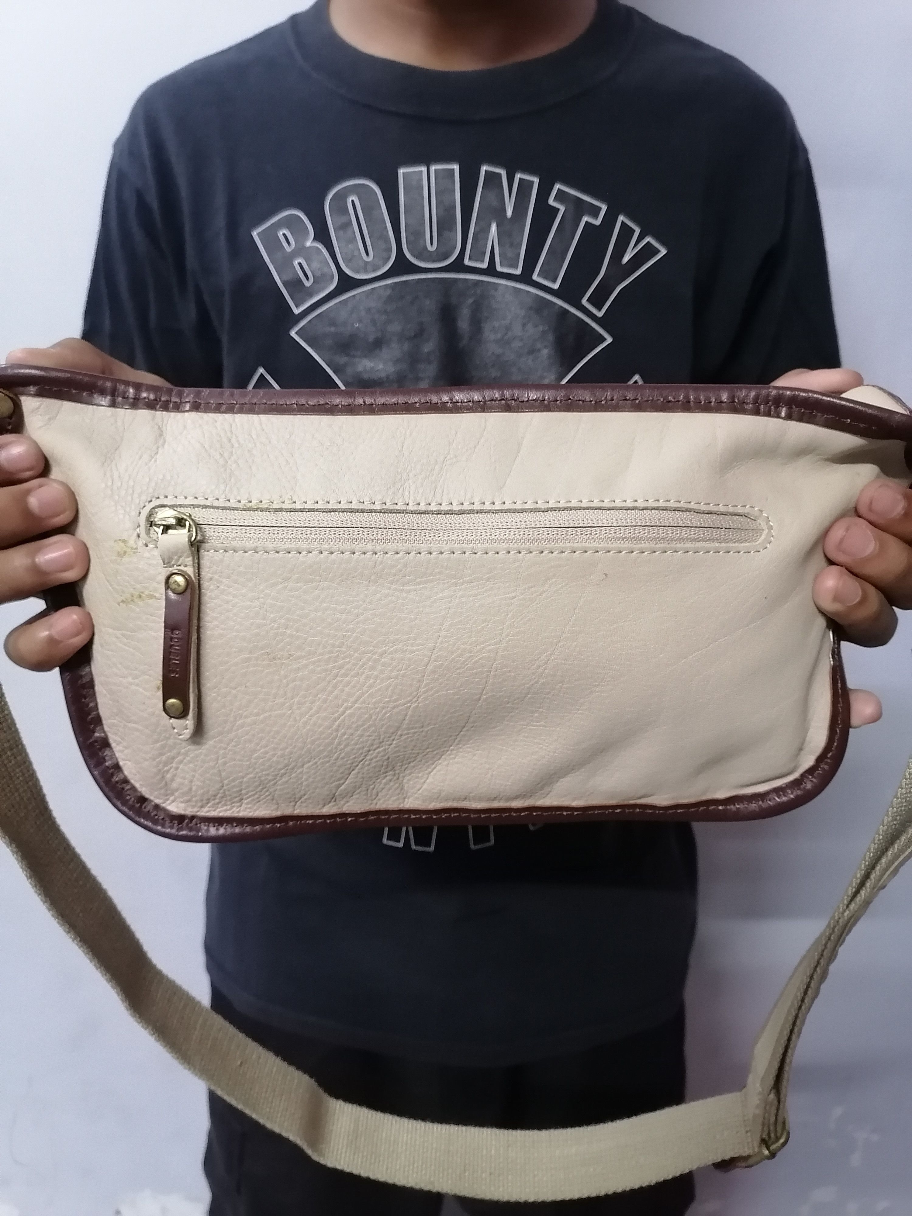 Genuine Leather × Japanese Brand Doubles Moustache+Moustache Japan Leather Crossbody Bag Size ONE SIZE - 8 Thumbnail