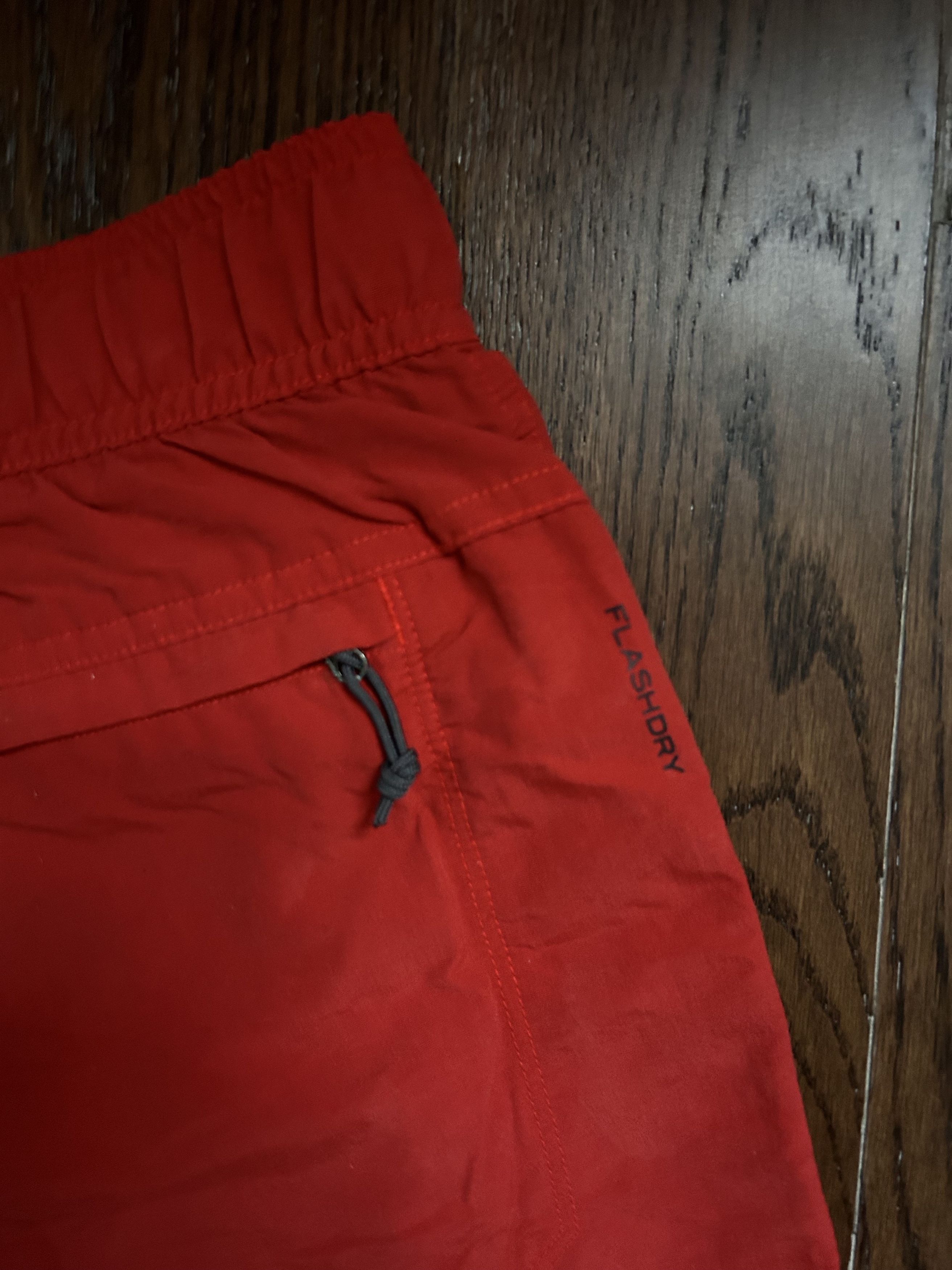 The North Face North Face Swimwear Size US 34 / EU 50 - 4 Thumbnail