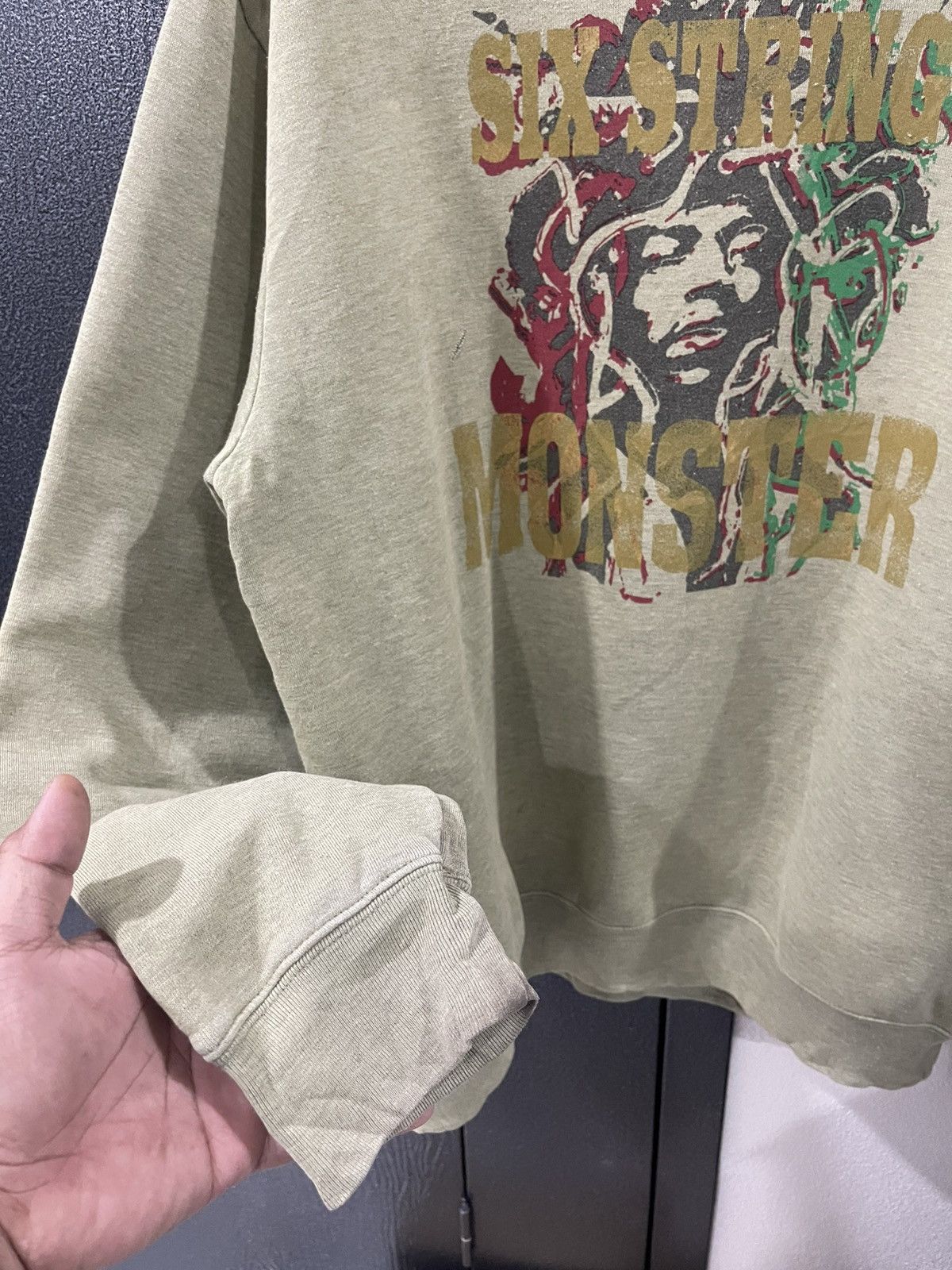 Vintage Vintage Six String Monster Sweatshirt Size US XL / EU 56 / 4 - 7 Thumbnail