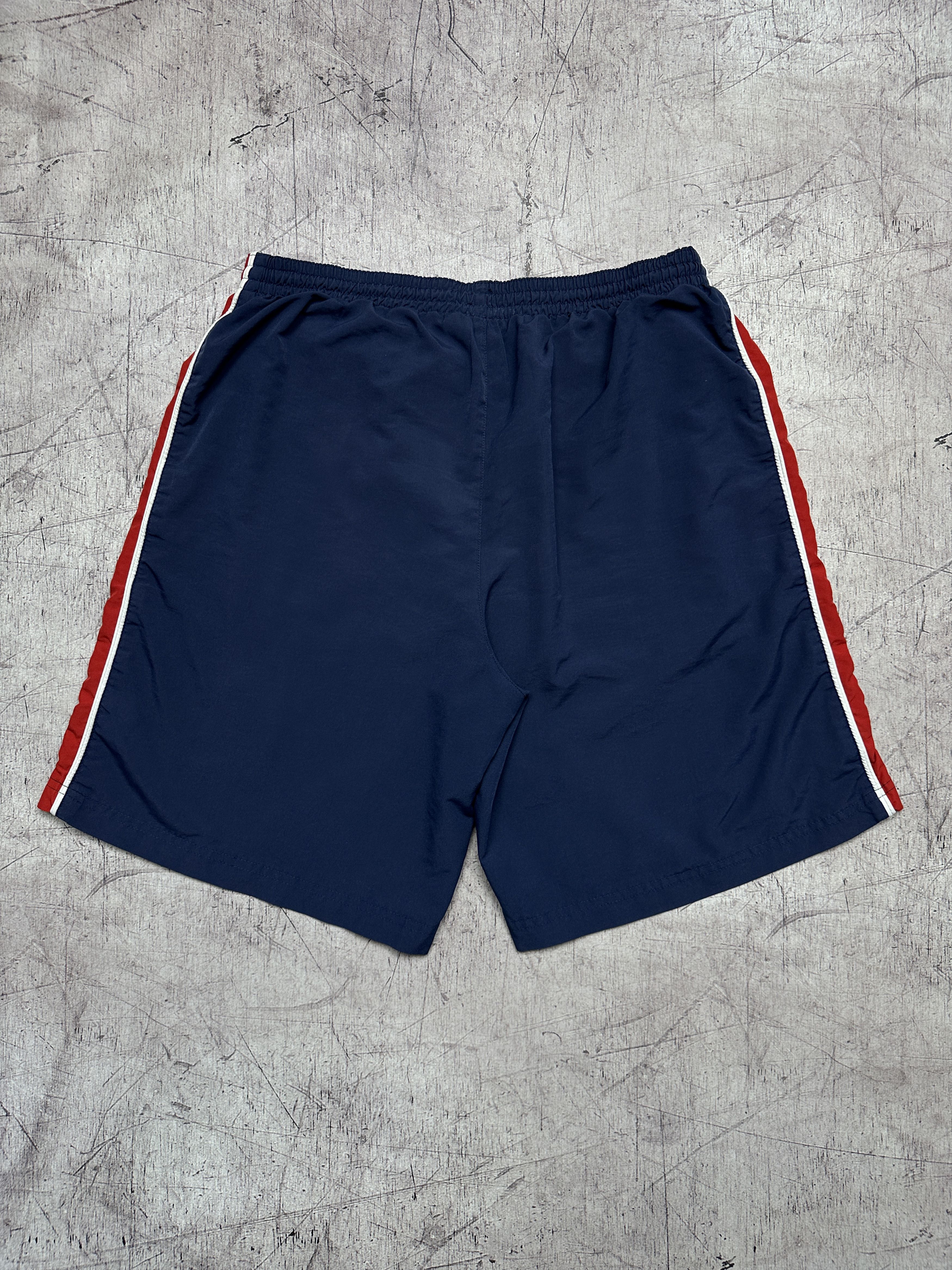 Umbro Umbro Vintage Mens Nylon Shorts Size US 34 / EU 50 - 8 Thumbnail