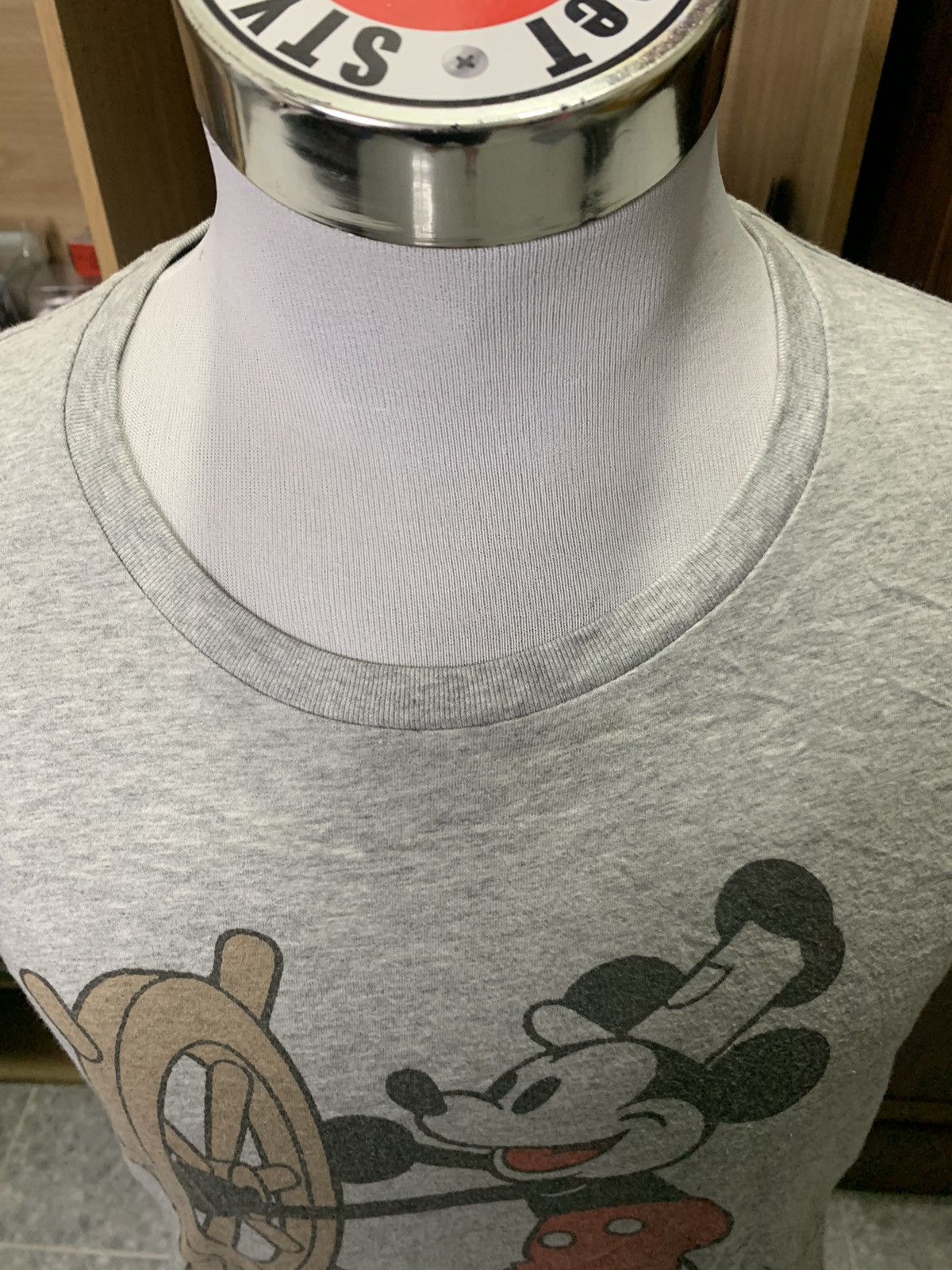 Disney Uniclo X Disney mickey short sleeve Size US L / EU 52-54 / 3 - 5 Thumbnail