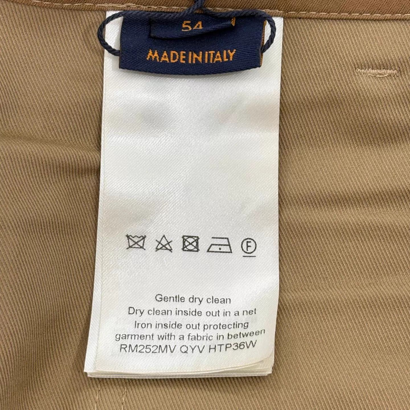 Louis Vuitton LV diamante logo cotton straight-leg men's khaki shorts Size US 38 / EU 54 - 4 Thumbnail