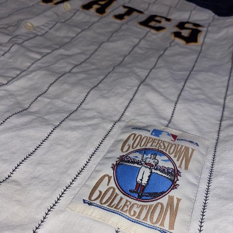 Cooperstown Collection × MLB × Mirage 1996 Clemente Pittsburgh Pirates Jersey Size US L / EU 52-54 / 3 - 5 Thumbnail
