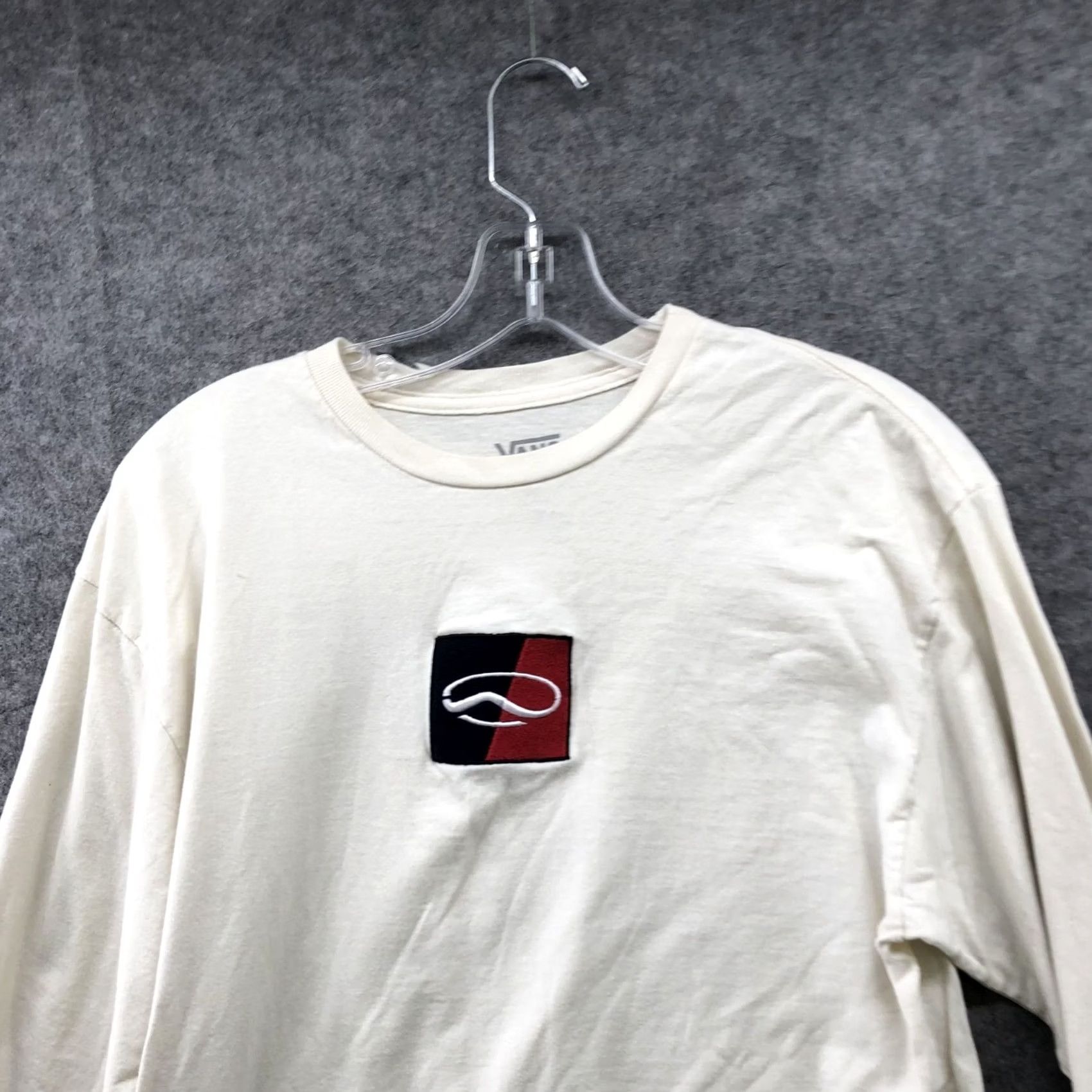 Vans Vans Old Skool Shirt Mens M Ivory Long Sleeve Classic Fit Crewneck Retro T Size US M / EU 48-50 / 2 - 3 Thumbnail