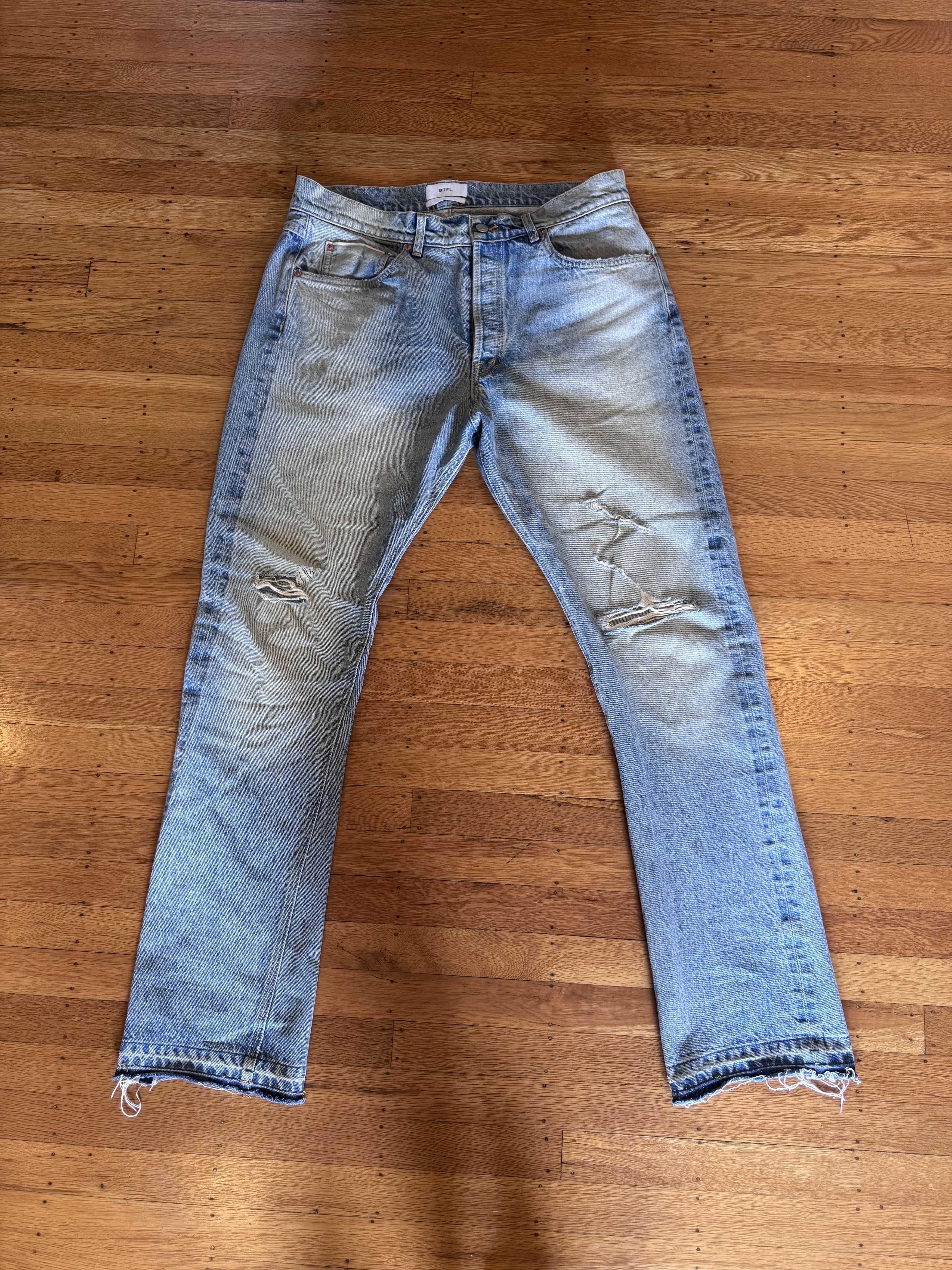 BTFL BTFL Distressed Light Wash Denim Size US 34 / EU 50 - 1 Thumbnail