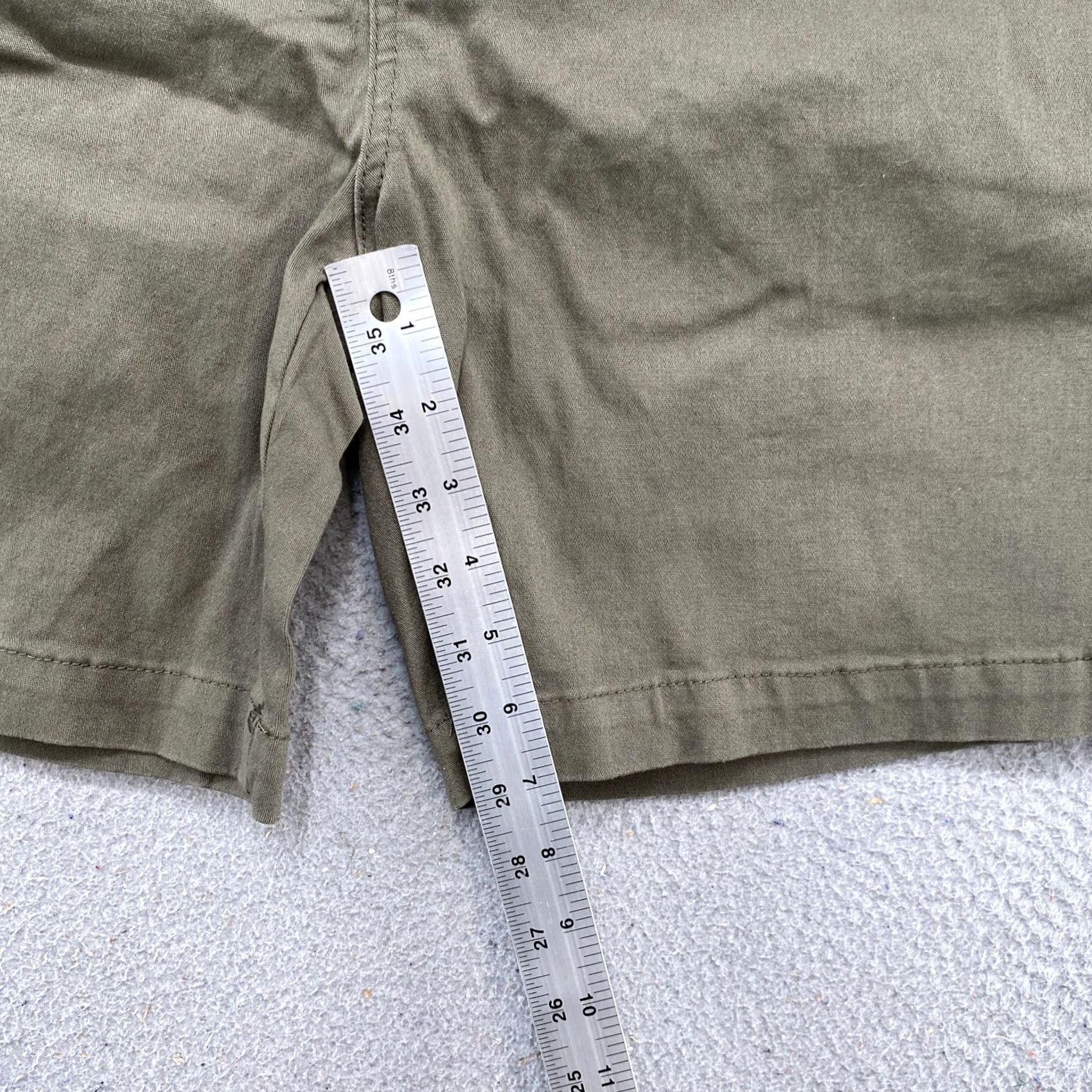 Vintage HYBRID Bermuda Green Mid Rise Flat Front Casual Shorts Size 13 Womens Juniors Cotton Blend Pocket Slit Pockets New Size 34" / US 12 / IT 48 - 7 Thumbnail