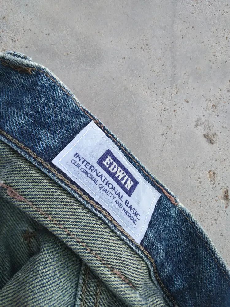 Japanese Brand Vintage Edwin Faded Blue Distressed Jeans 33x30 Size US 33 - 7 Thumbnail