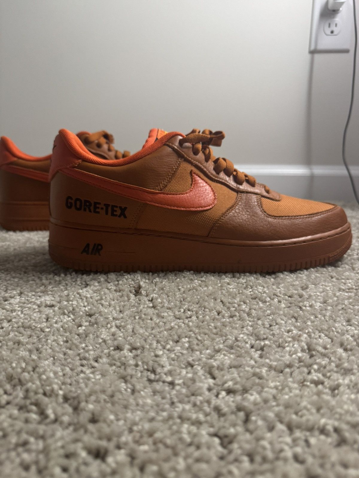Nike Nike Gore-Tex Air Force 1 Low (Size 11) Size US 11 / EU 44 - 8 Thumbnail