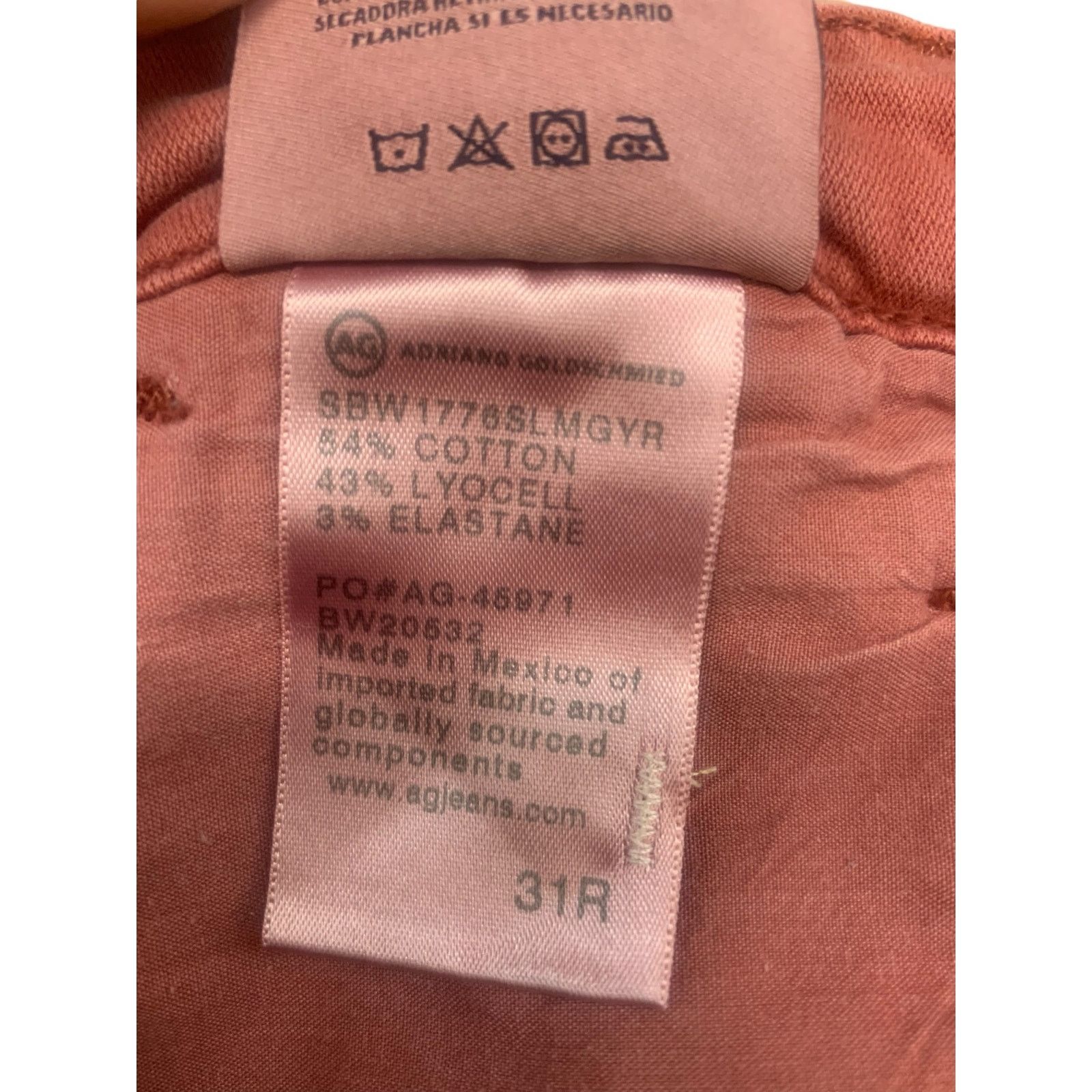 AG Adriano Goldschmied AG Adriano Goldschmied The Caden Short Tailored Size 31R Size 32" / US 10 / IT 46 - 6 Thumbnail