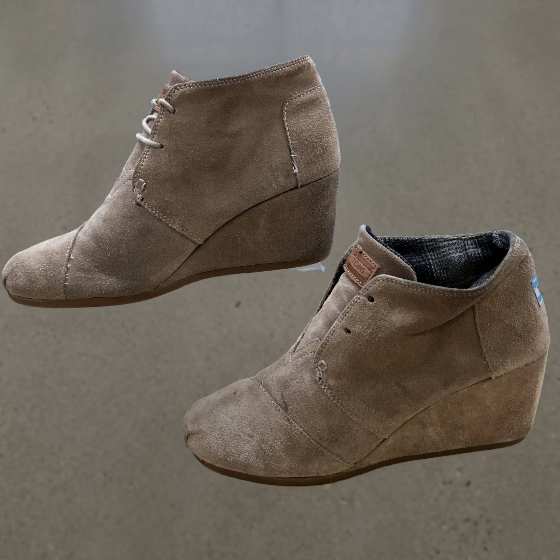 Toms TOMS Boots Womens 9.5 Desert Ankle Booties Brown Suede Lace Up Wedge Casual Shoes Size US 10 / IT 40 - 1 Thumbnail