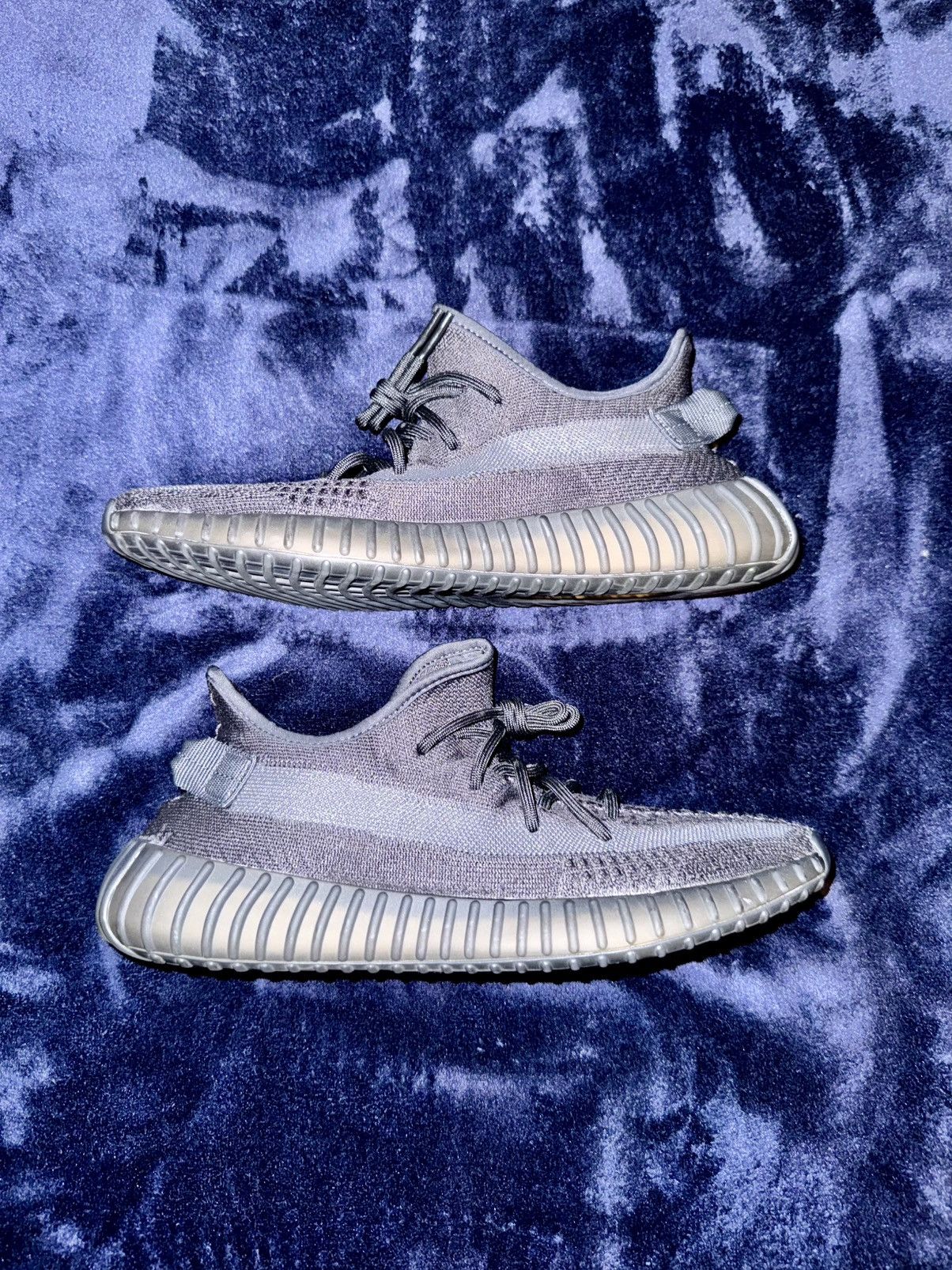 Adidas × Yeezy Yeezy 350s V2 Onyx Size US 10.5 / EU 43-44 - 5 Thumbnail