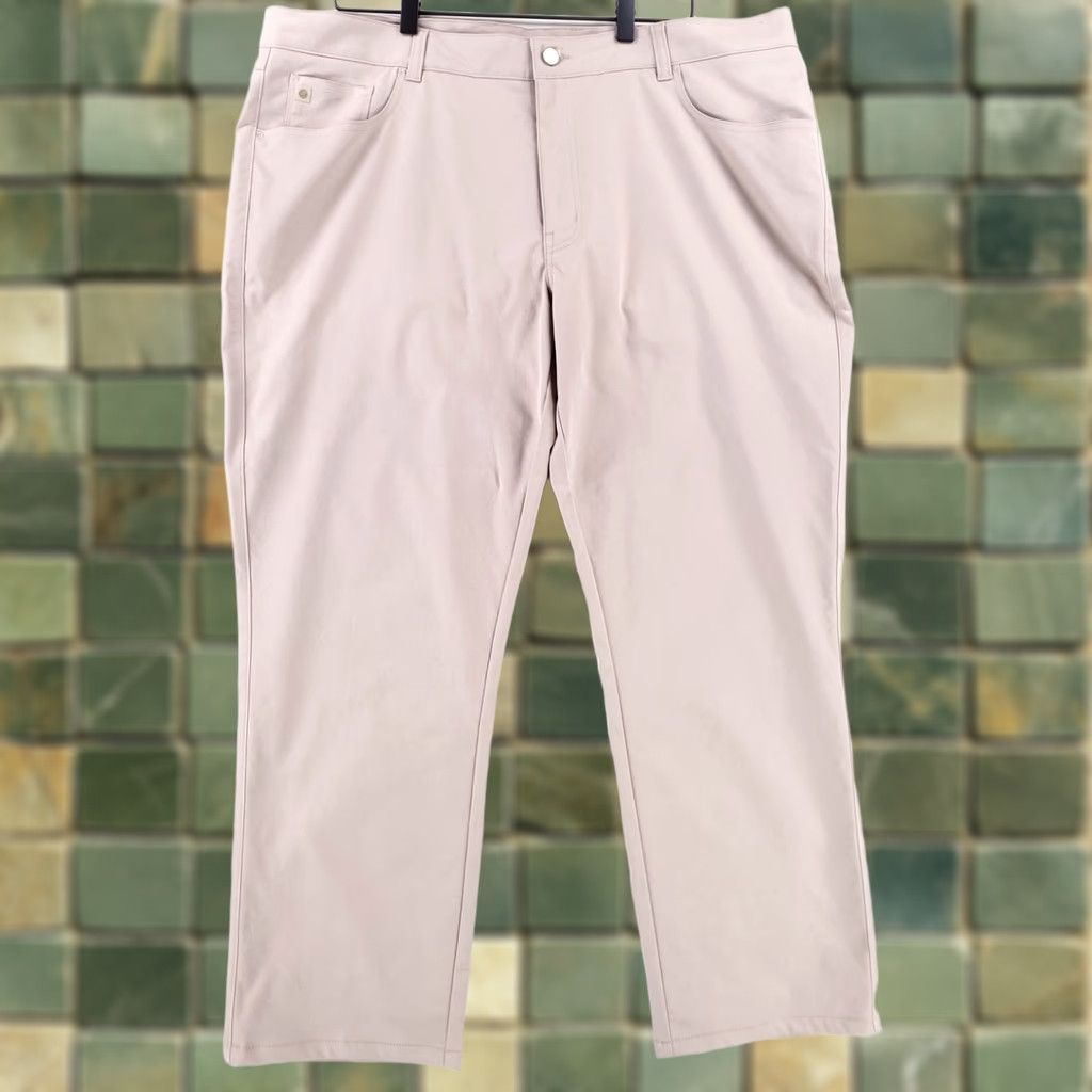 Peter Millar Peter Millar EB66 Pants Beige Mens 41 x 27.5 Chino Regular Mens Pants Beige 41 27.5 Beige Peter Millar EB66 Pants Mens 41 x 27.5 Size US 41 - 1 Thumbnail