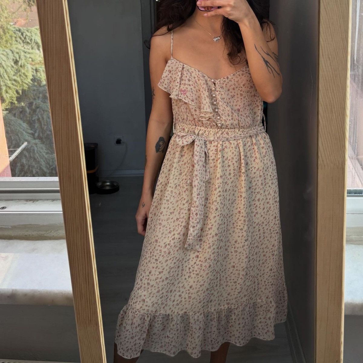Vintage Guess dress Size M / US 6-8 / IT 42-44 - 2 Thumbnail