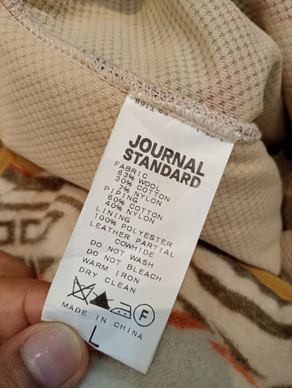 Journal Standard JOURNAL STANDARD JAPAN NAVAJO FLEECE JACKET - SIZE L Size US L / EU 52-54 / 3 - 14 Thumbnail