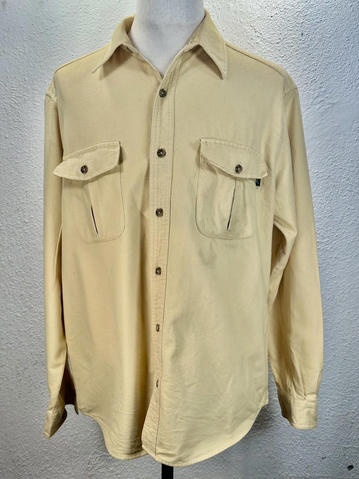Eddie Bauer Eddie Bauer Men's Large Yellow Pocketed Button Down Shirt Size US L / EU 52-54 / 3 - 1 Thumbnail
