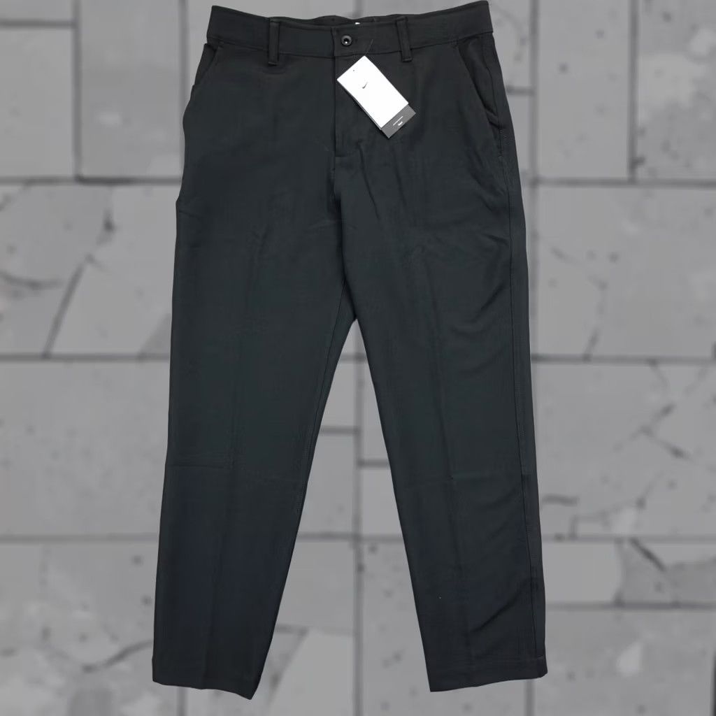 Nike Nike Repel Standard Fit Golf Utility Pants Black Men's 30x32 Pants Men Black Regular Golf Size US 30 / EU 46 - 1 Thumbnail