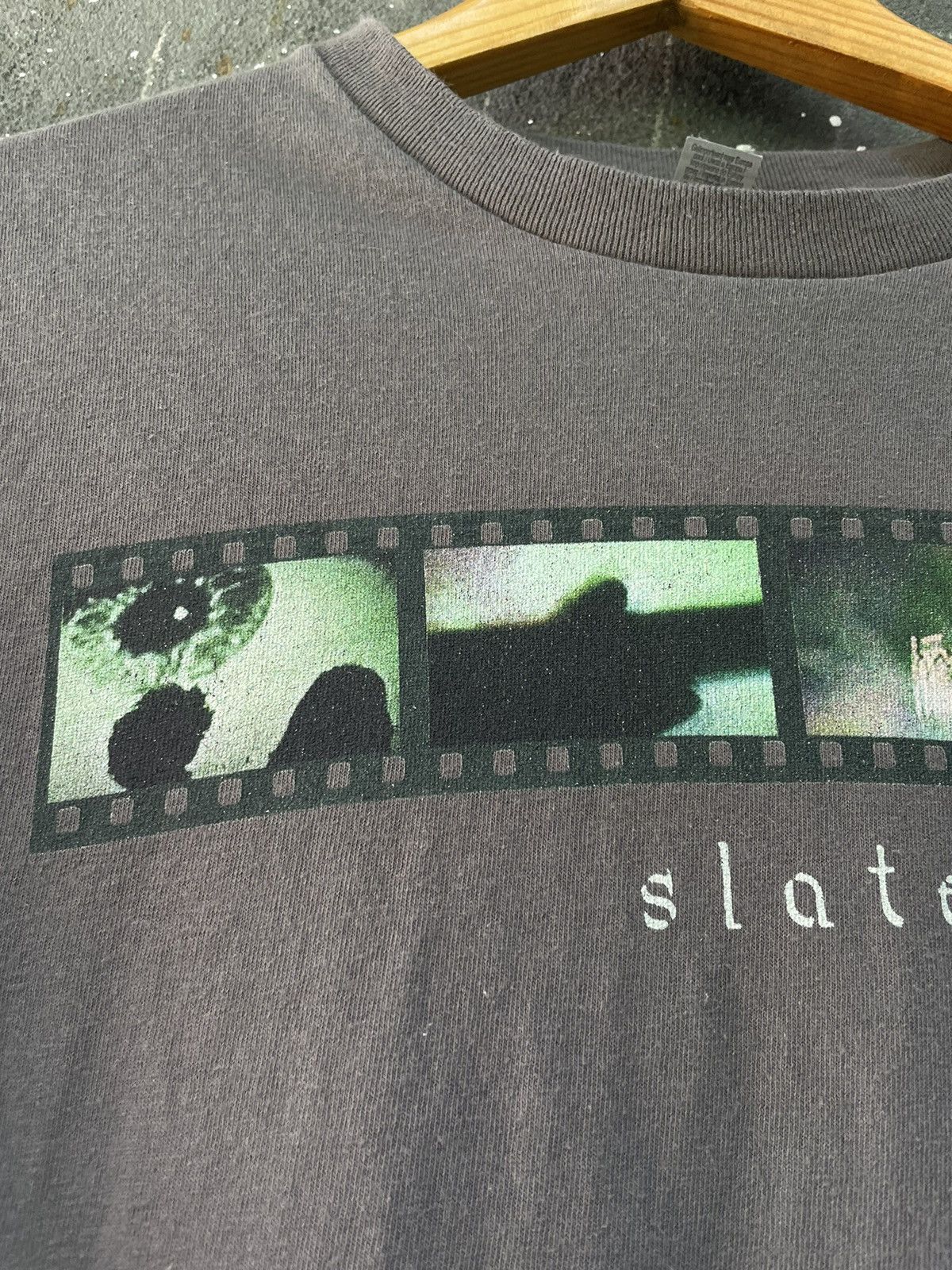 Expert Horror Slate Horror Movies T-Shirt Film Grey RARE Size US L / EU 52-54 / 3 - 5 Thumbnail