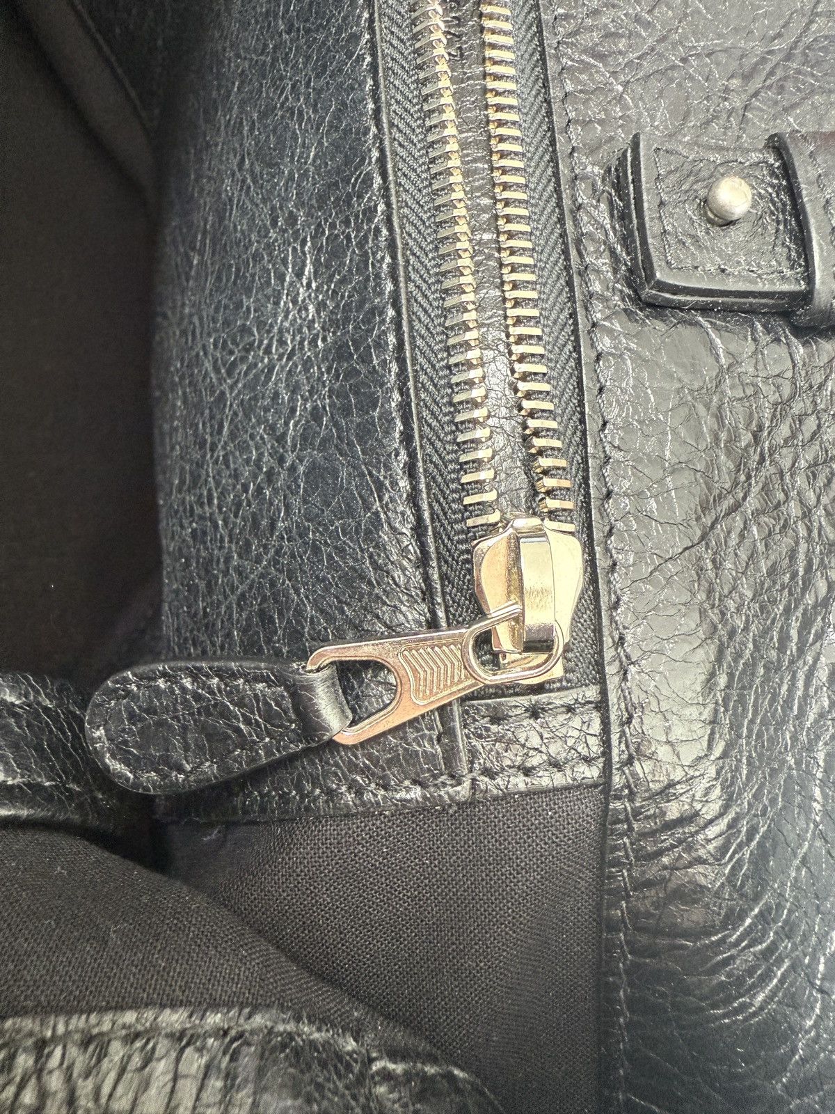 Balenciaga Balenciaga Barbes Medium East-West Shopper Bag in Shearling Size ONE SIZE - 5 Thumbnail