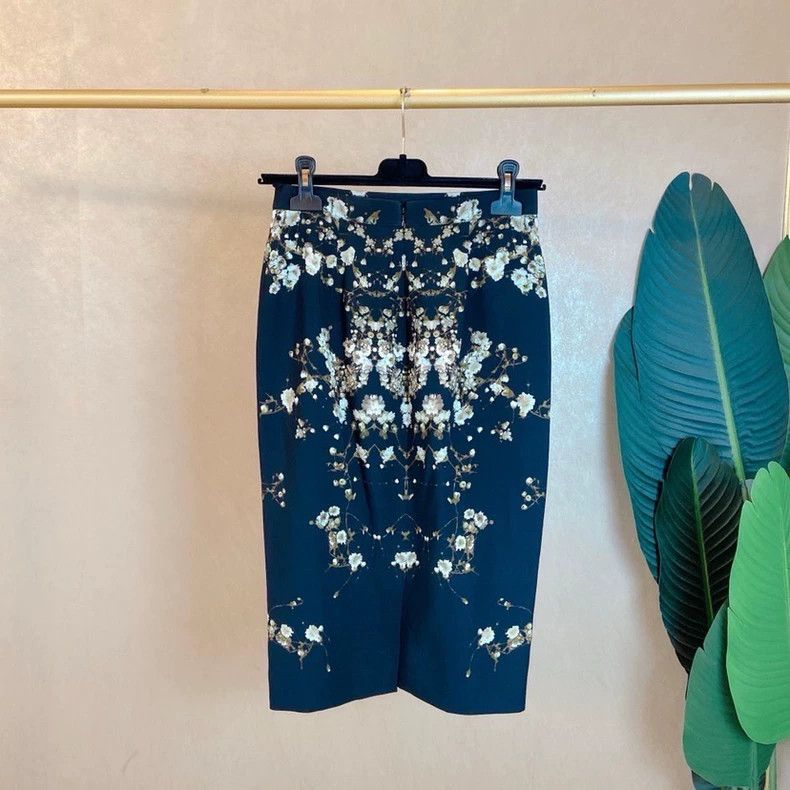 Other Givenchy Size36 Printed Midi Skirt Size S / US 4 / IT 40 - 2 Thumbnail