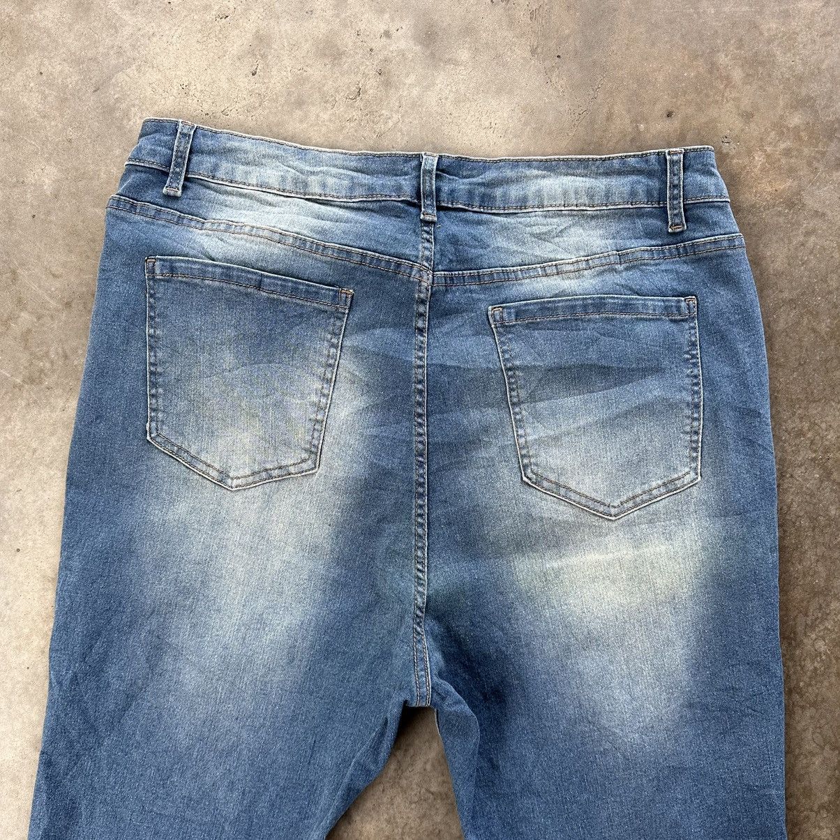Japanese Brand Vintage Japanese Distressed Faded Slim Fit Denim Jean Pant Size US 36 / EU 52 - 13 Thumbnail