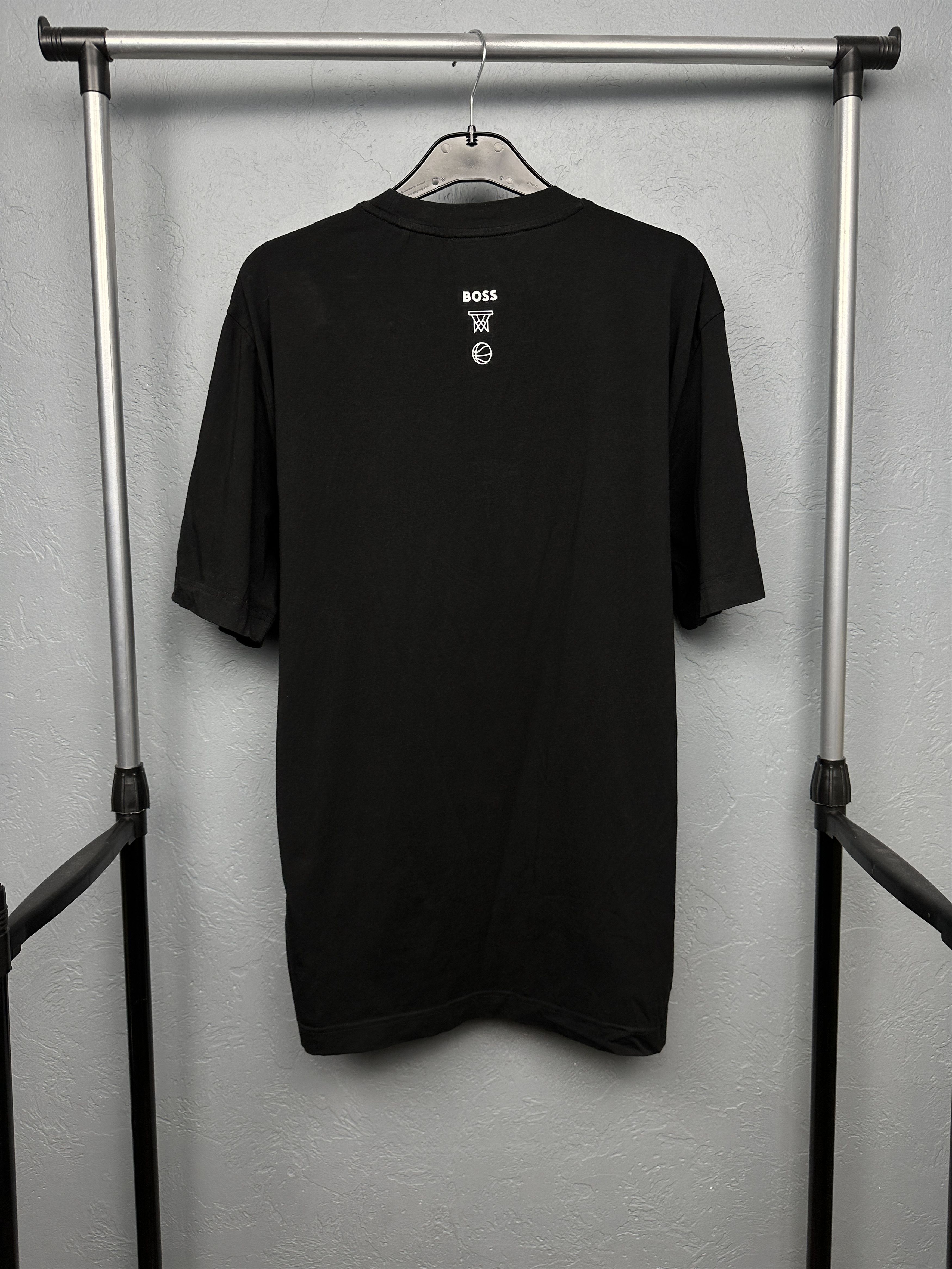 Hugo Boss Hugo Boss NBA Brooklyn Nets Mens T-Shirt Size US XL / EU 56 / 4 - 12 Thumbnail